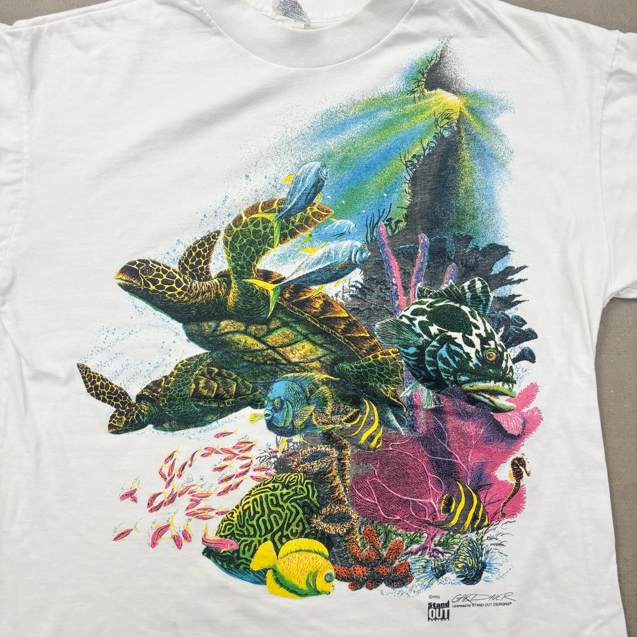 F- Vintage '95 Aquatic Life Puerto Vallarta Mexico Single Stich Tee sold by HG Vintage product image thumbnail 2