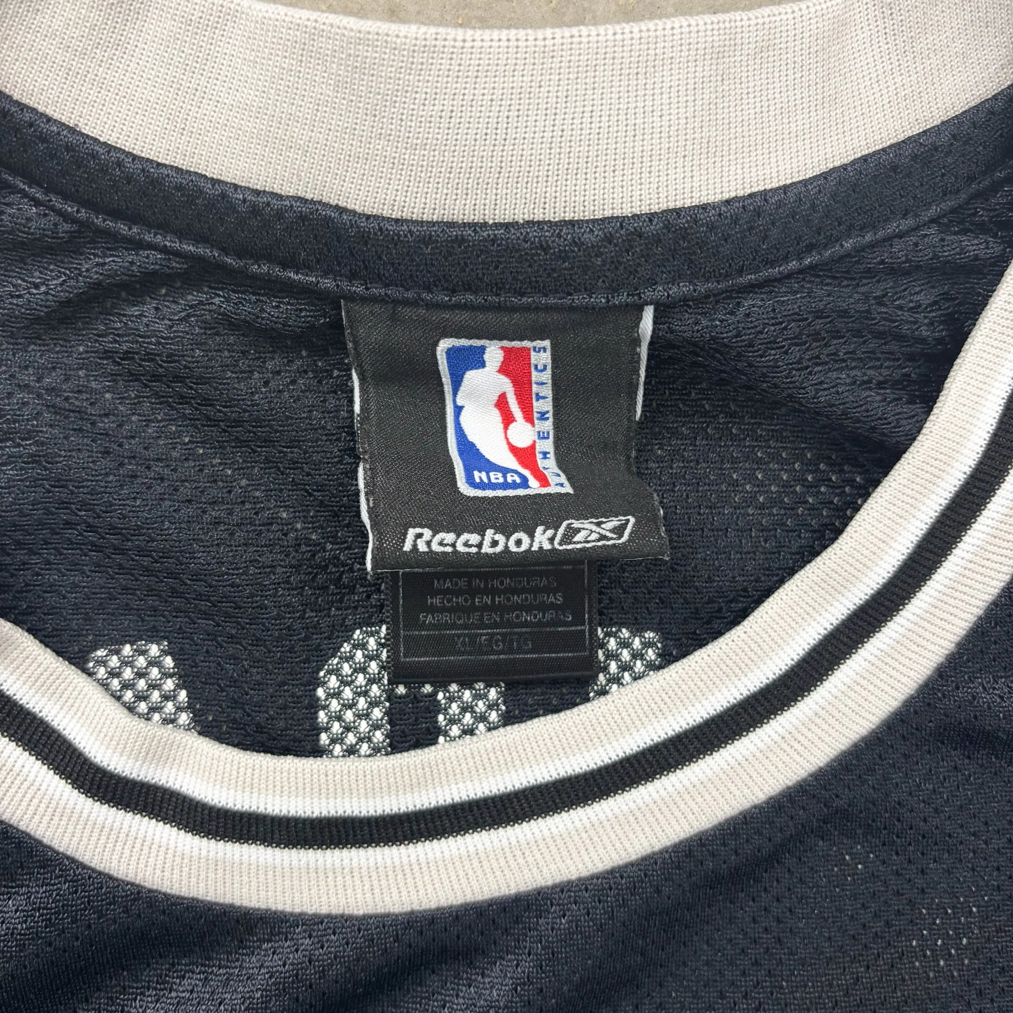 F- Vintage San Antonio Spurs NBA Reebok Tim Duncan Jersey sold by HG Vintage product image thumbnail 5
