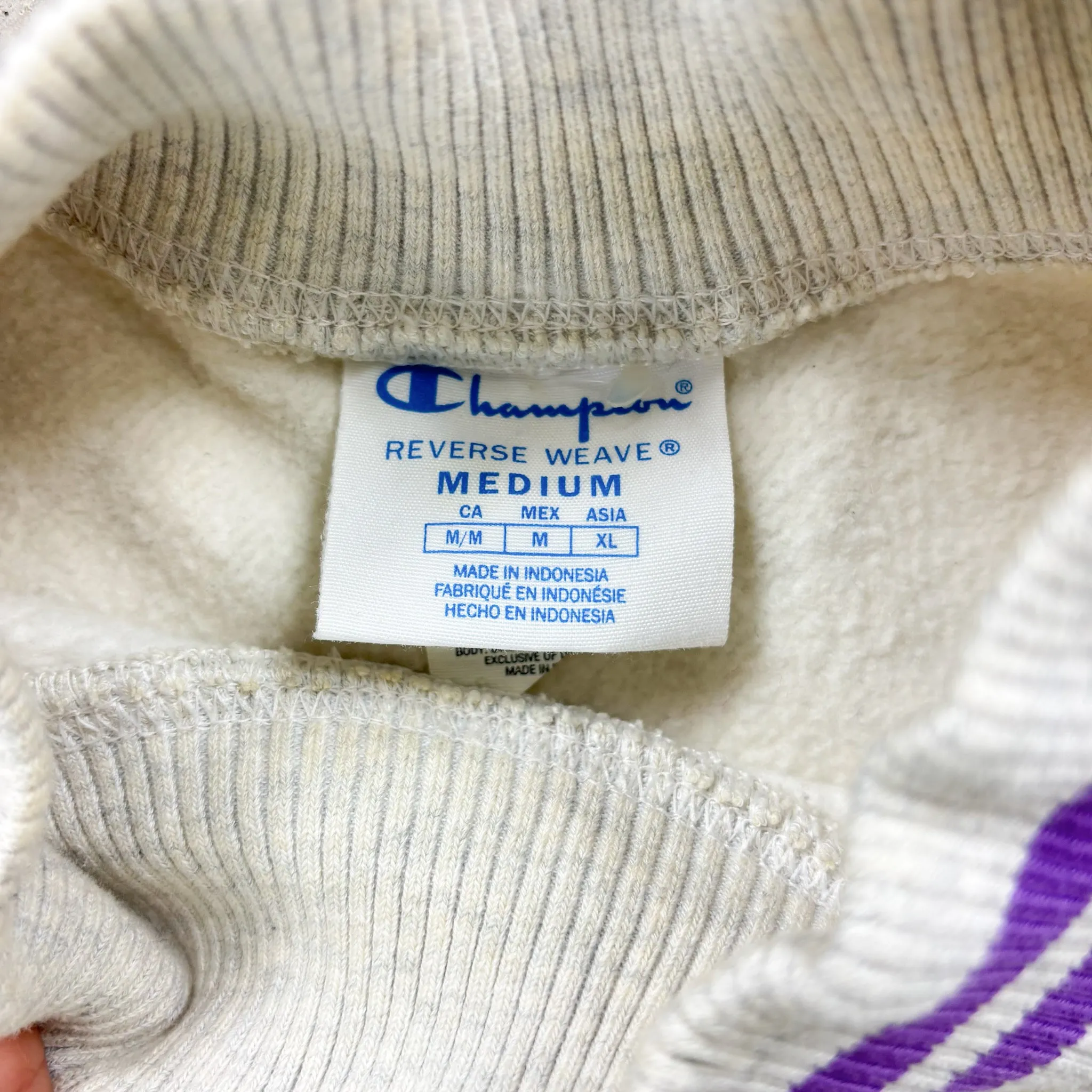 F- Vintage Champion Reverse Weave Embroidered Logo Crewneck sold by HG Vintage product image thumbnail 3