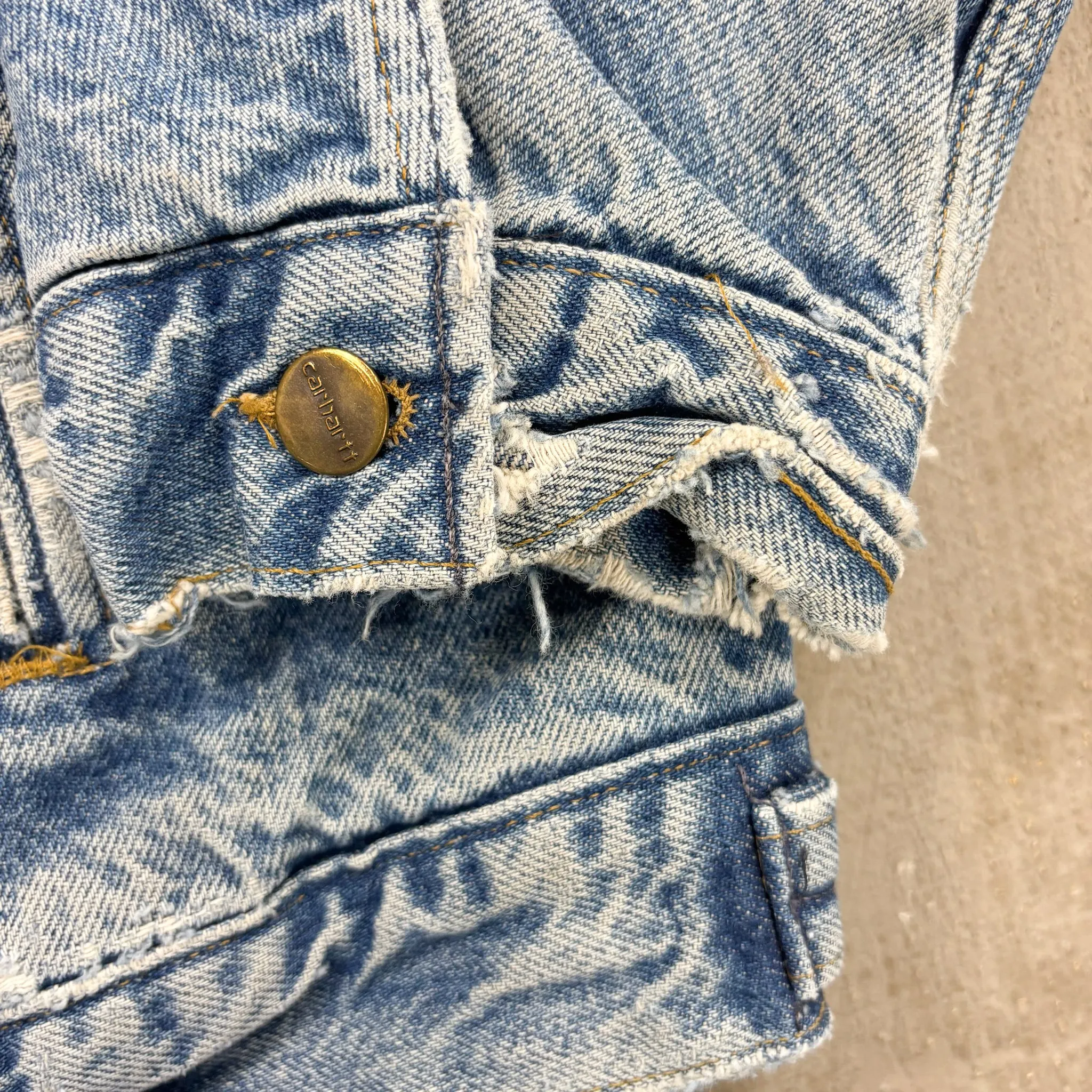 F- Vintage Carhartt Blanket Lined Made In USA Denim Jacket sold by HG Vintage product image thumbnail 2