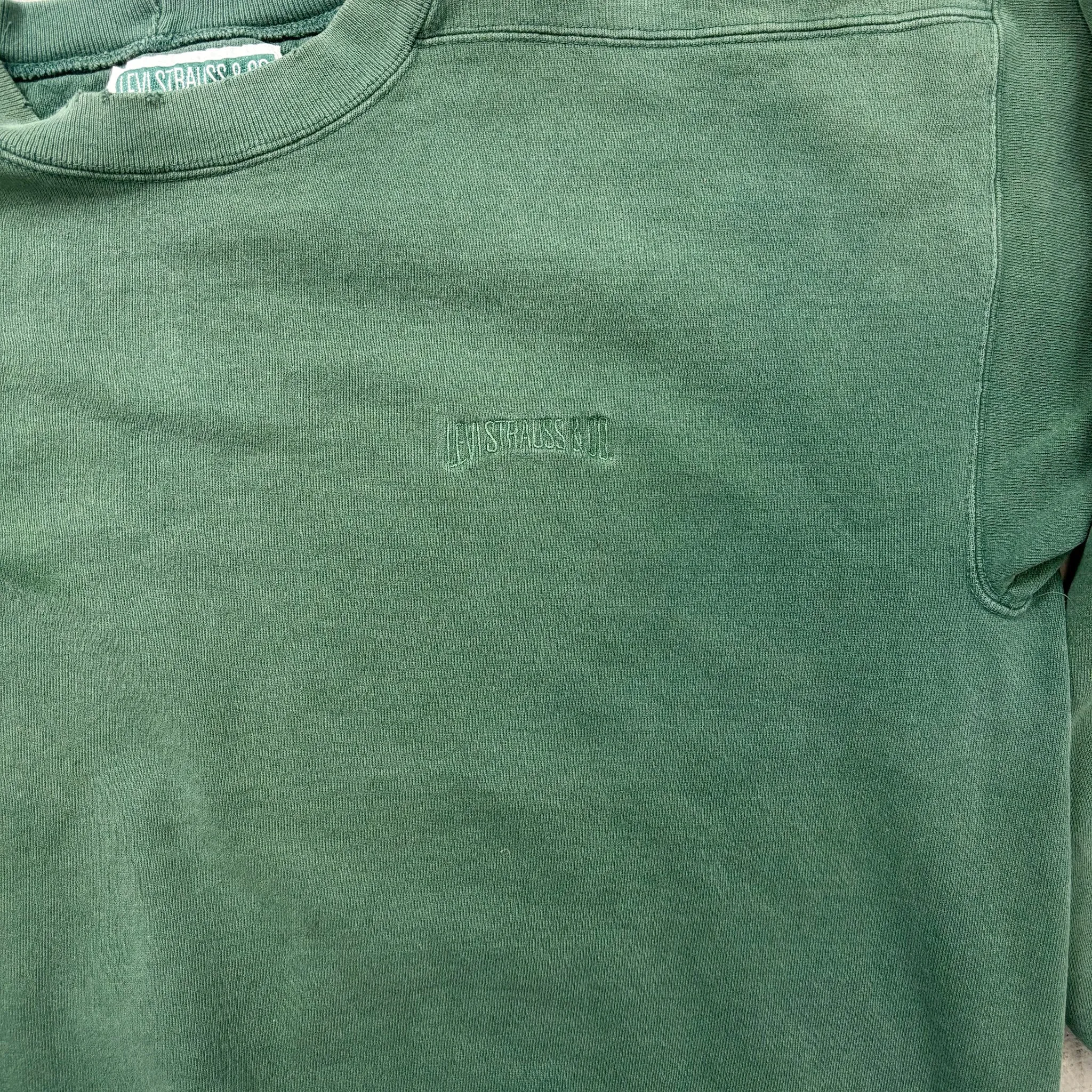 F- Vintage Levi's Embroidered Text Made In USA Crewneck sold by HG Vintage product image thumbnail 2