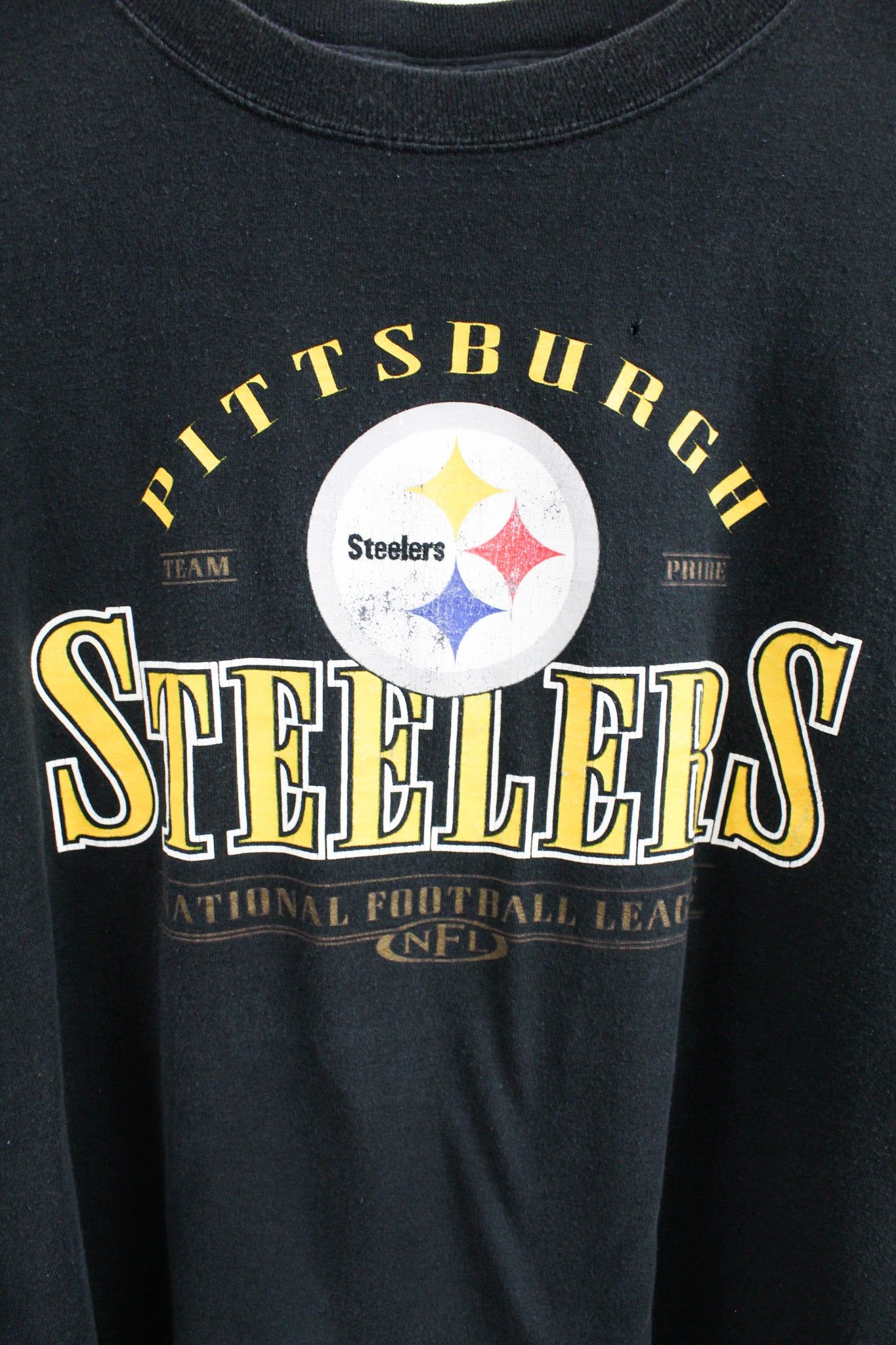 NFL Pittsburgh Steelers Graphic Logo Tee sold by HG Vintage product image thumbnail 2
