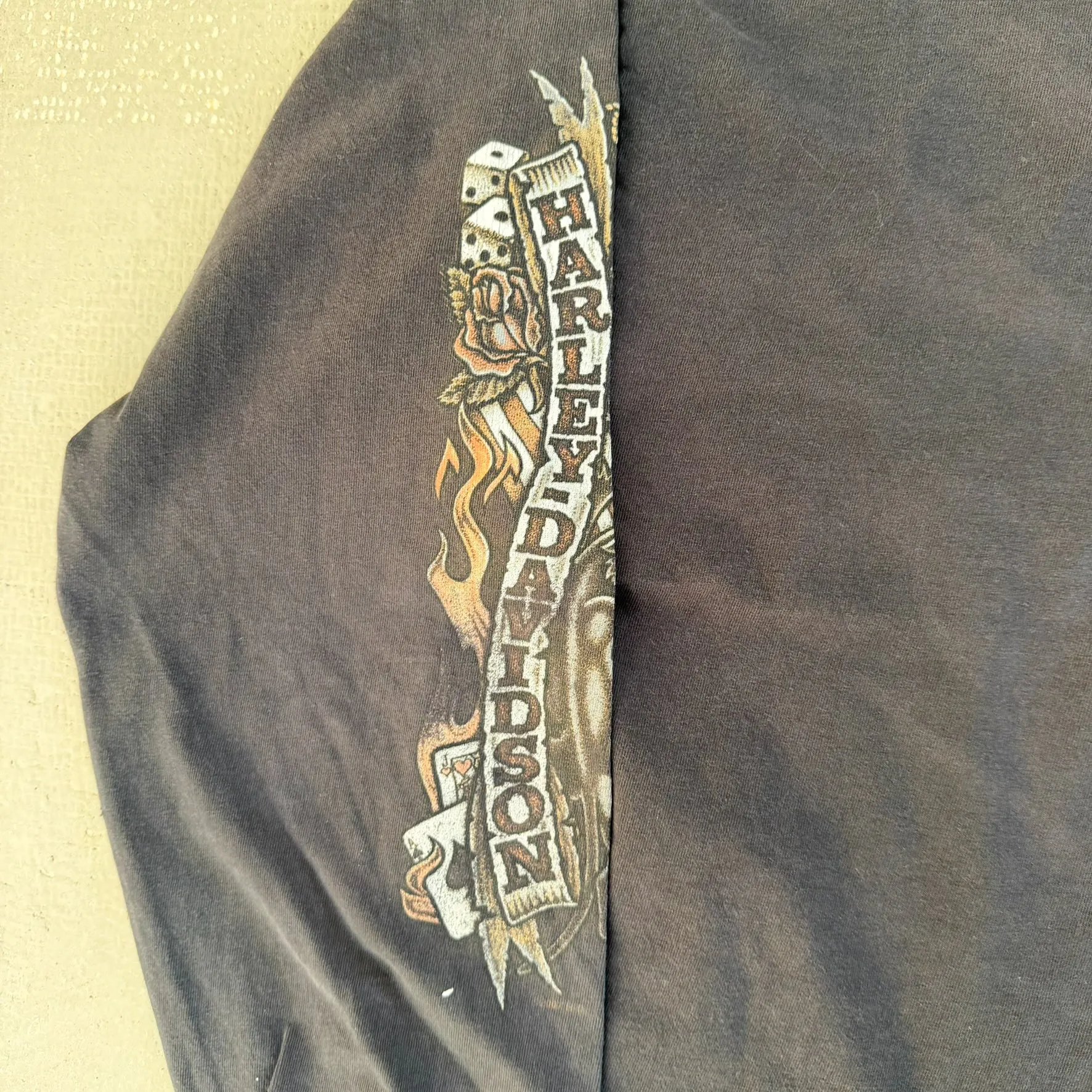 F- Vintage '06 Harley Davidson Peterborough Ont Long Sleeve Tee sold by HG Vintage product image thumbnail 5