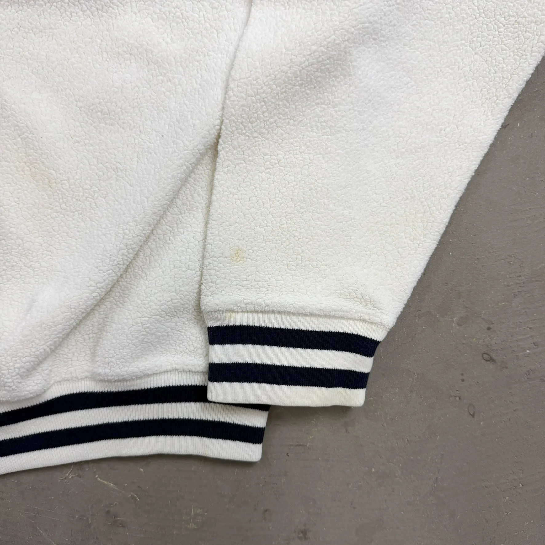 F- Vintage Chaps Ralph Lauren Embroidered Text Polar Fleece Crewneck sold by HG Vintage product image thumbnail 3