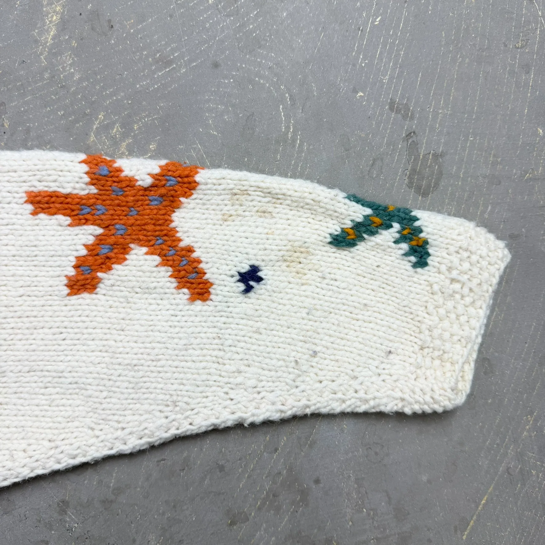 F- Vintage Folklore Star Pattern Wool Knit Sweater sold by HG Vintage product image thumbnail 4