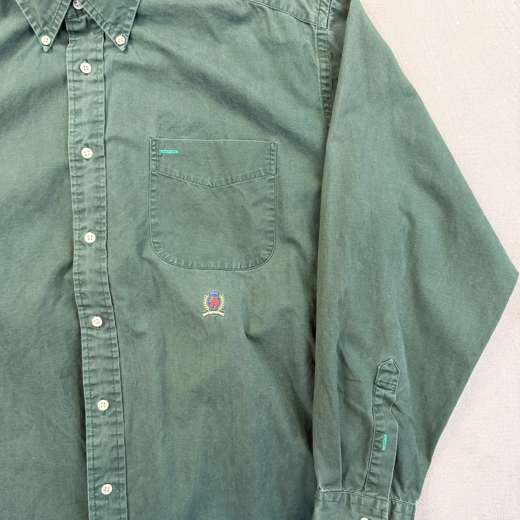 F- Vintage Tommy Hilfiger Solid Color Green Embroidered Crest Button Down Shirt sold by HG Vintage product image thumbnail 3