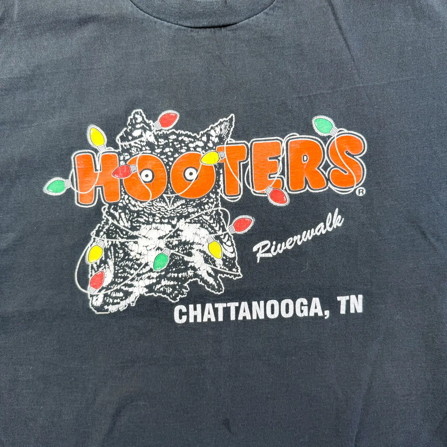 F- Vintage Hooters Chattanooga TN Christmas Graphic Tee sold by HG Vintage product image thumbnail 2
