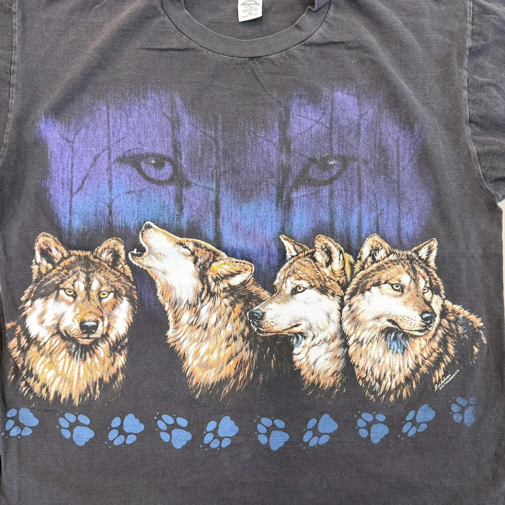 F- Vintage '93 Wolves Animal Print Graphic Single Stitch Made In USA Tee sold by HG Vintage product image thumbnail 2
