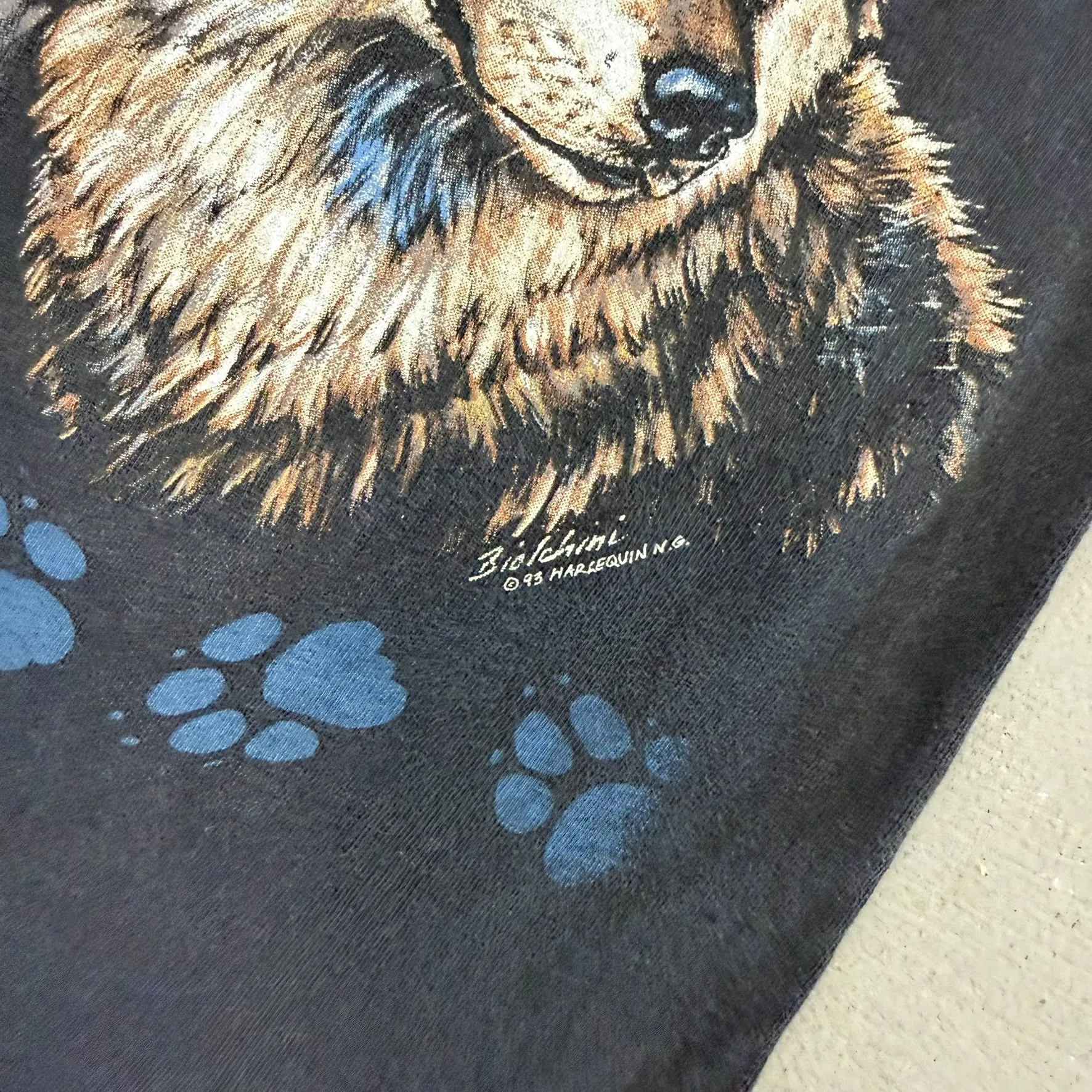 F- Vintage '93 Wolves Animal Print Graphic Single Stitch Made In USA Tee sold by HG Vintage product image thumbnail 3