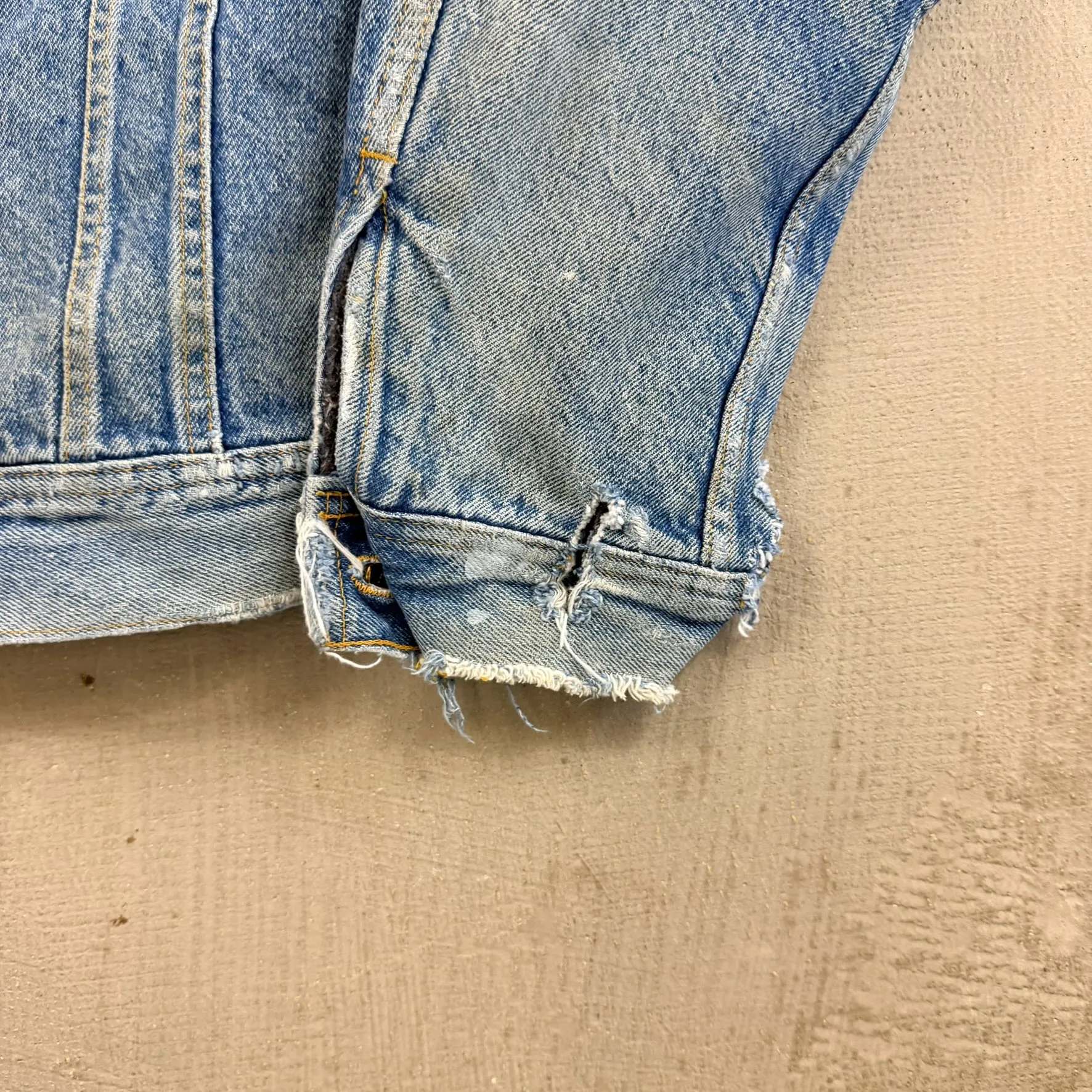 F- Vintage Lee Storm Rider Blanket Lined Denim Jacket sold by HG Vintage product image thumbnail 4