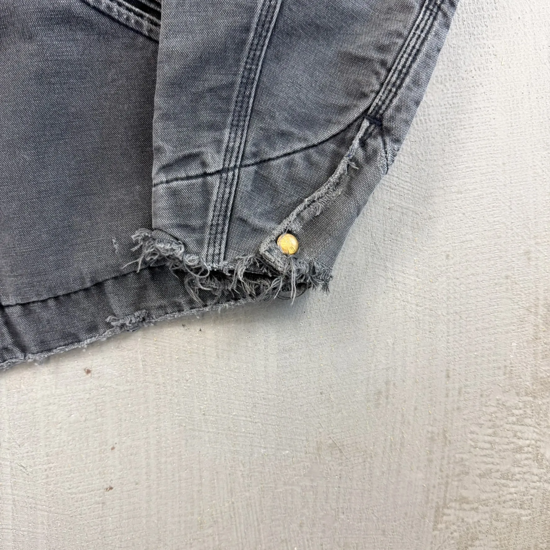 F- Vintage Carhartt Blanket Lined Detroit Workwear Jacket sold by HG Vintage product image thumbnail 3