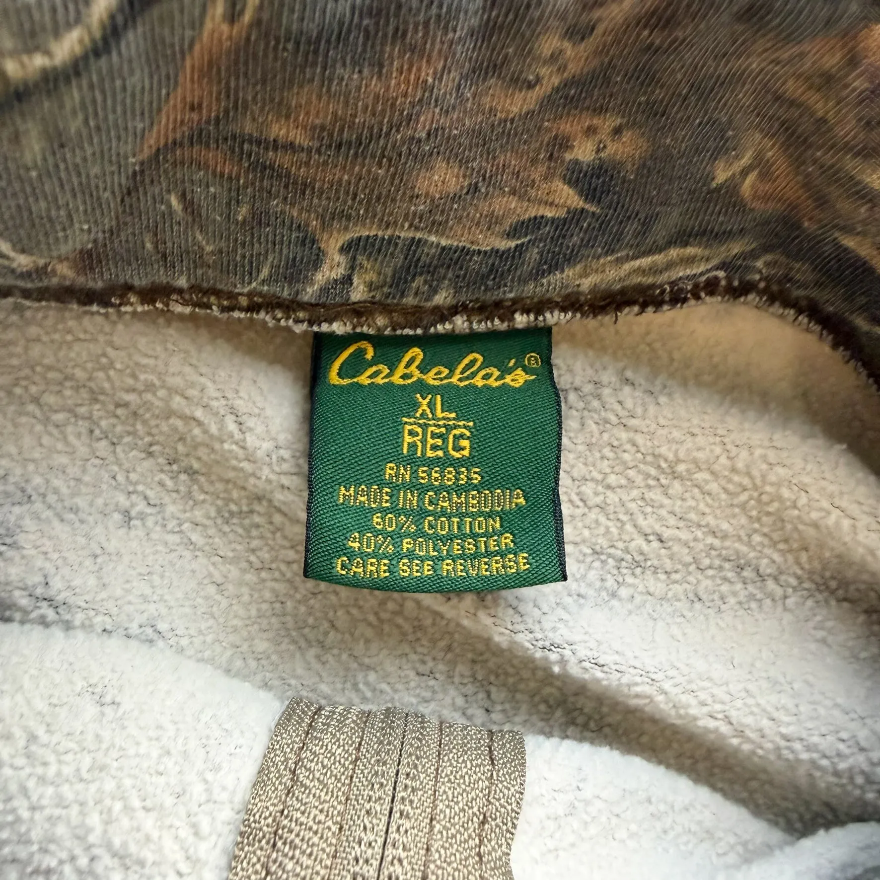 F- Vintage Cabela's Seclusion 3D Real Tree Camo Quarter Zip Crewneck sold by HG Vintage product image thumbnail 3