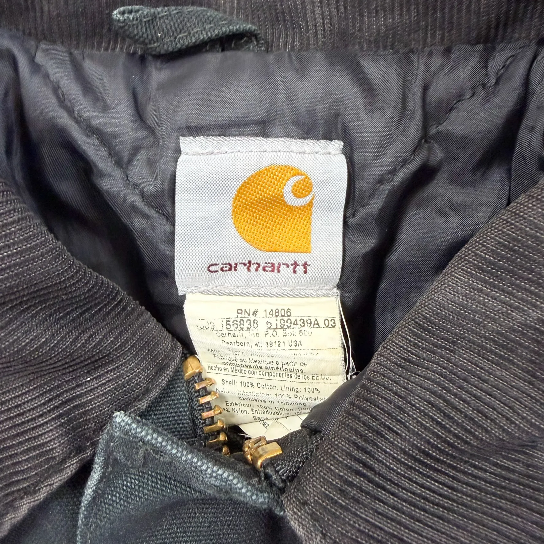 F- Vintage Carhartt Heavy Quilt Lined Workwear Jacket sold by HG Vintage product image thumbnail 2