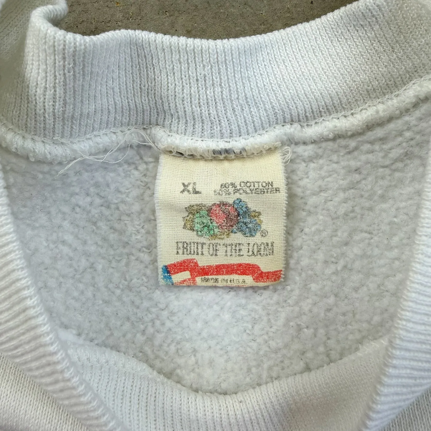 F- Vintage '91 Alaska Wildlife Made In USA Fruit Of The Loom Crewneck sold by HG Vintage product image thumbnail 3