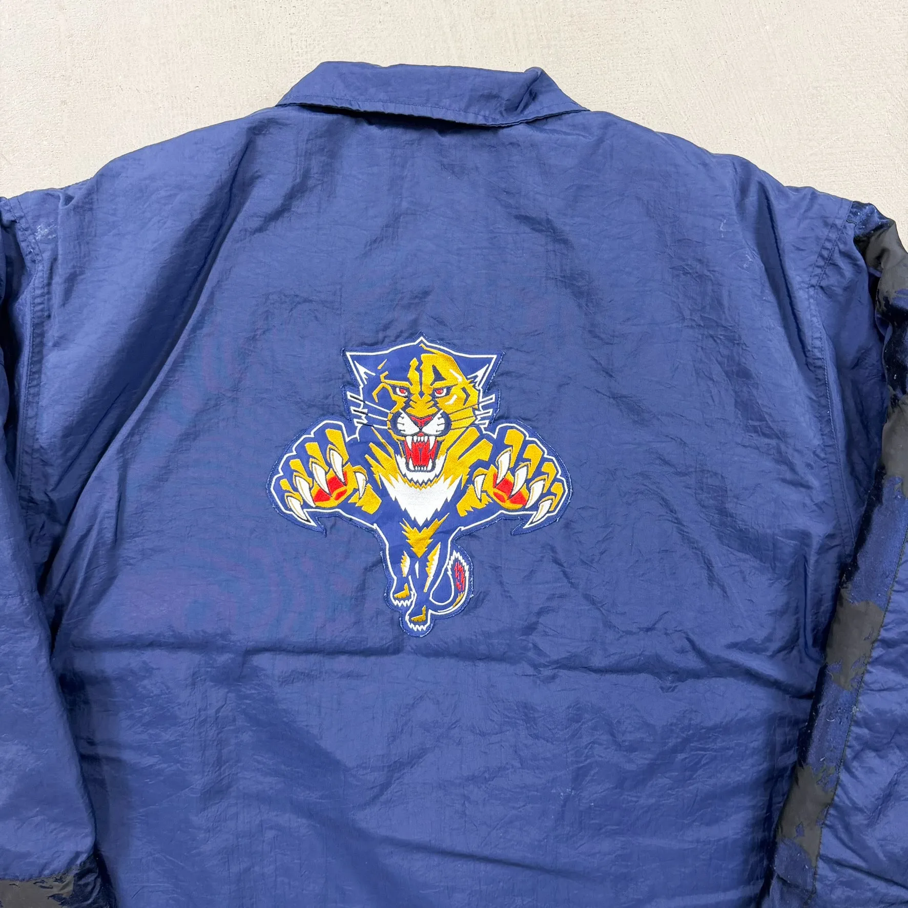F- Vintage 90s Nike NHL Florida Panthers Zip Up Winter Jacket sold by HG Vintage product image thumbnail 4