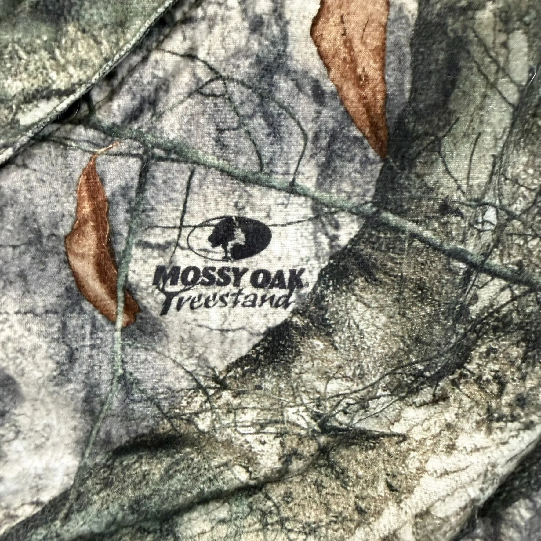F- Under Armor Mossy Oak Treestand Camo Zip Up Winter Jacket sold by HG Vintage product image thumbnail 4