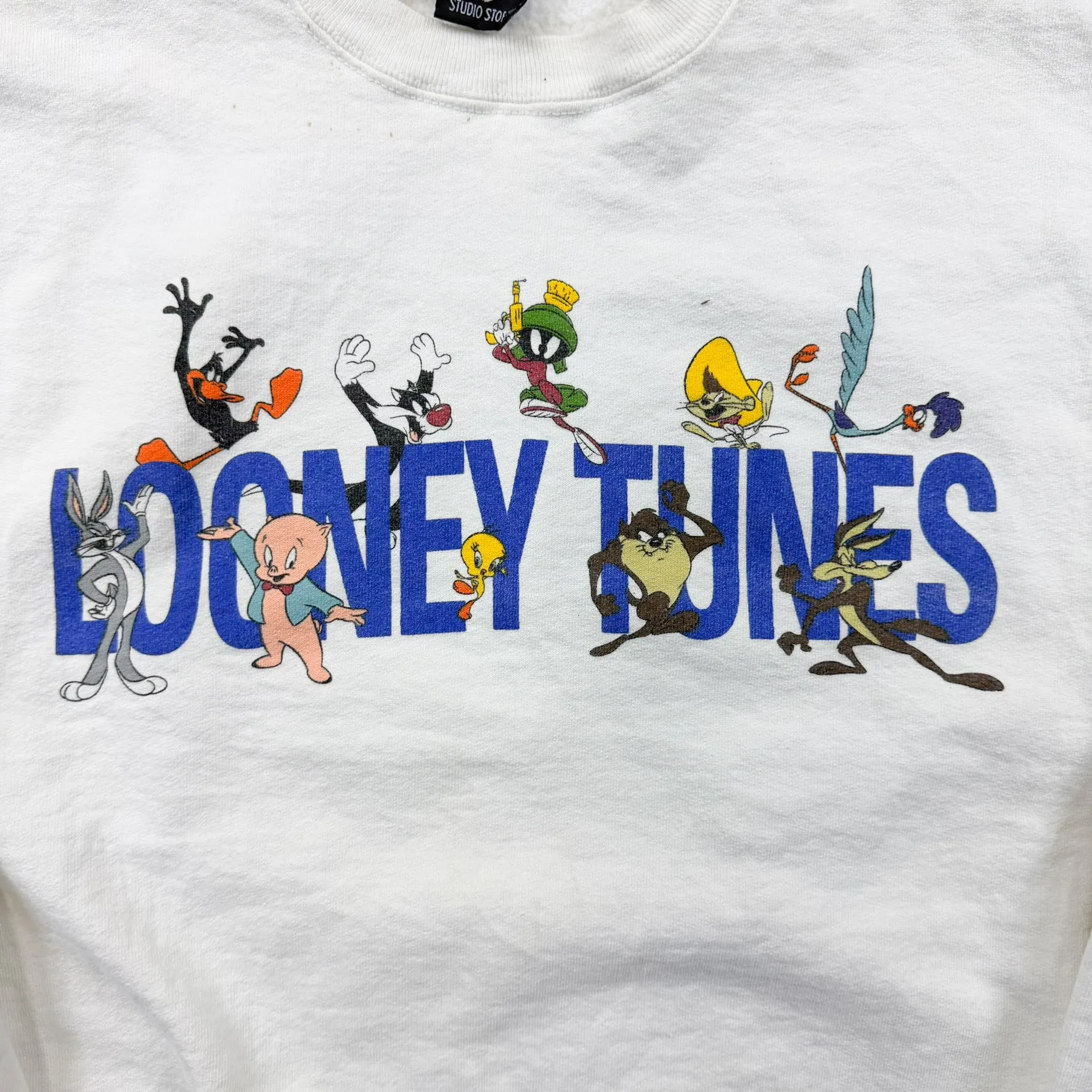 F- Vintage '95 Looney Tunes Characters & Text Graphic Made In USA Crewneck sold by HG Vintage product image thumbnail 2