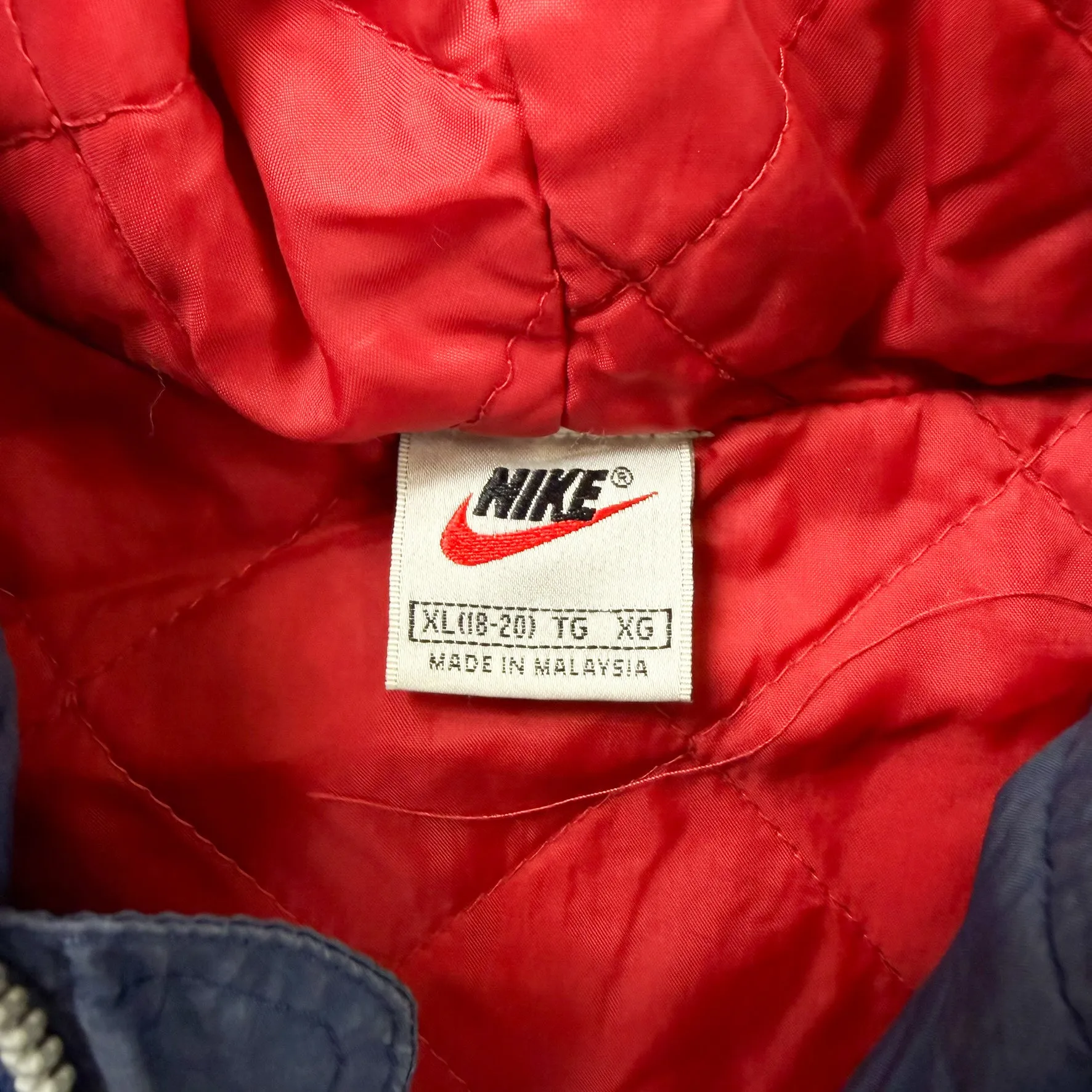 F- Vintage '90s Nike Embroidered Swoosh Zip Up Windbreaker sold by HG Vintage product image thumbnail 5