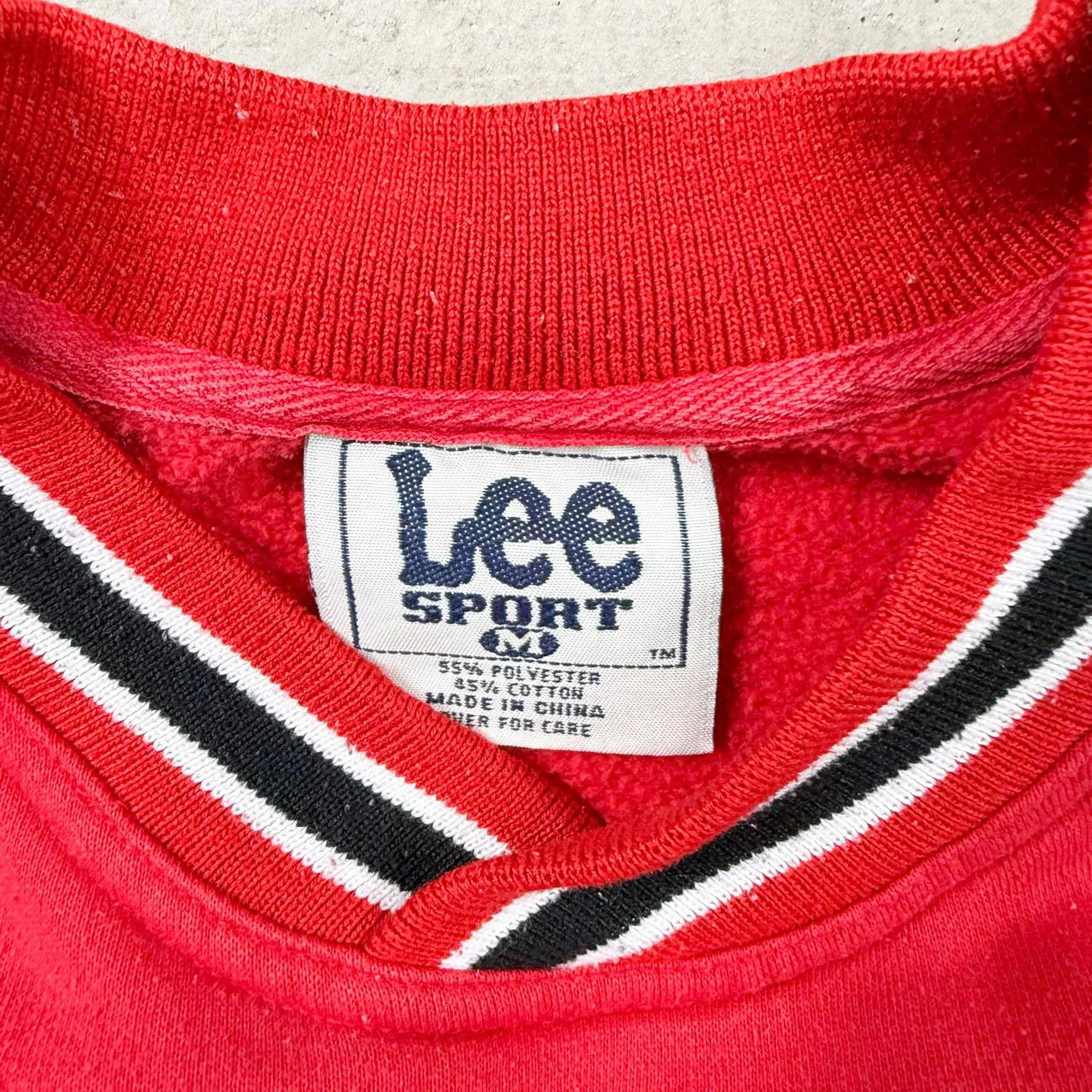 F- Vintage Cincinnati Bearcats Lee Embroidered Text Crewneck sold by HG Vintage product image thumbnail 3