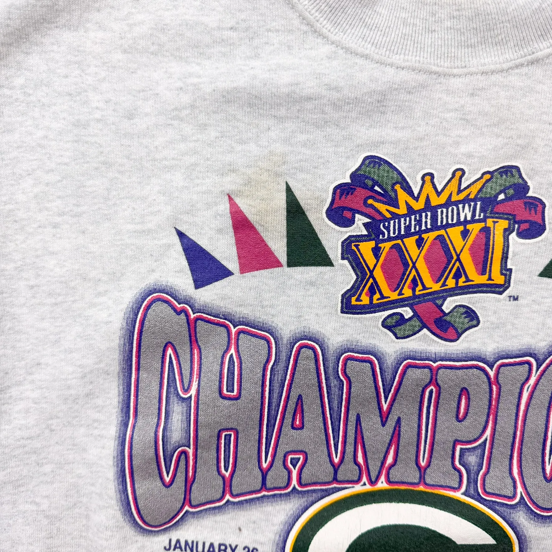 F- Vintage '97 Green Bay Packers Super Bowl 31 Champs NFL Graphic Made In USA Crewneck sold by HG Vintage product image thumbnail 5