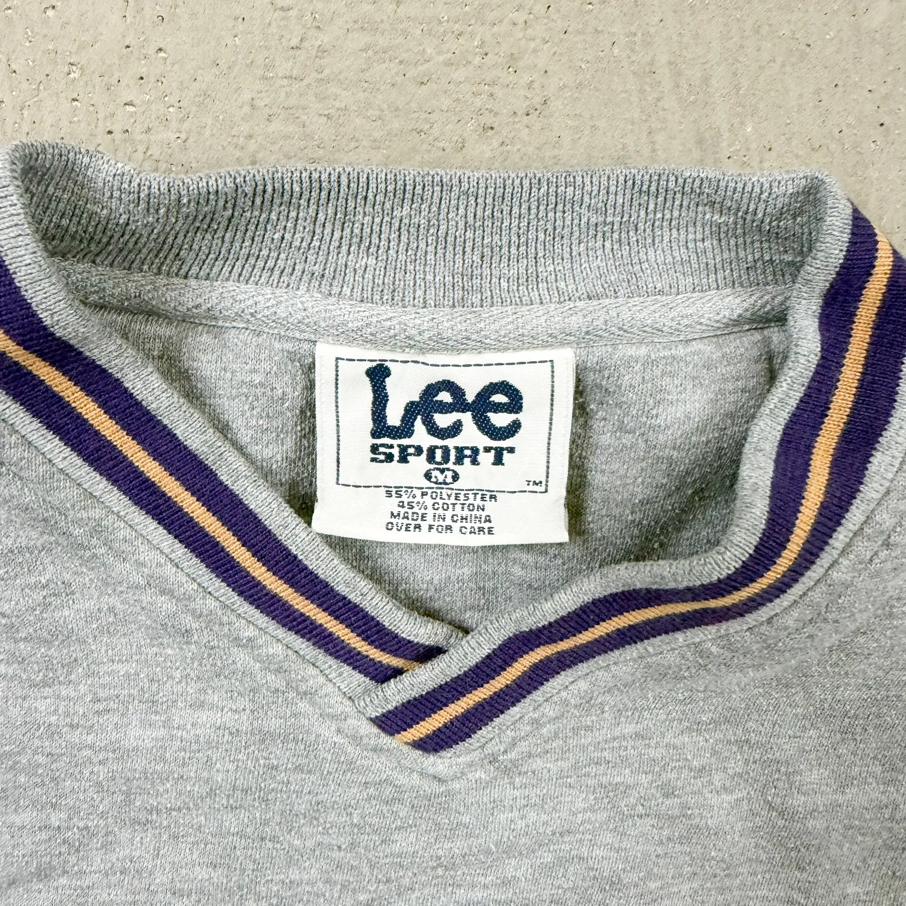 F- Vintage Washington State Huskies Lee Embroidered Logo Crewneck sold by HG Vintage product image thumbnail 3