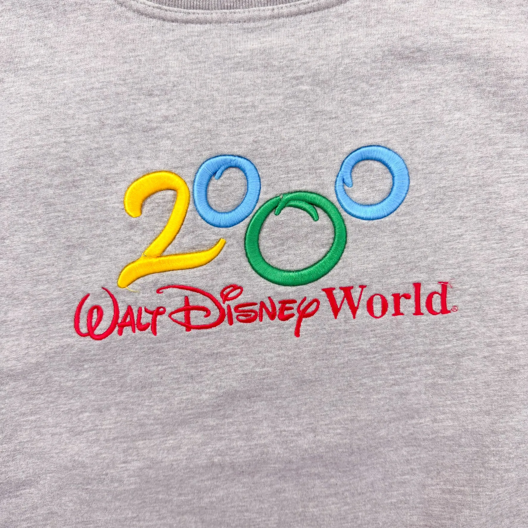F- Vintage Disney Walt Disney World 2000 Embroidered Crewneck sold by HG Vintage product image thumbnail 2