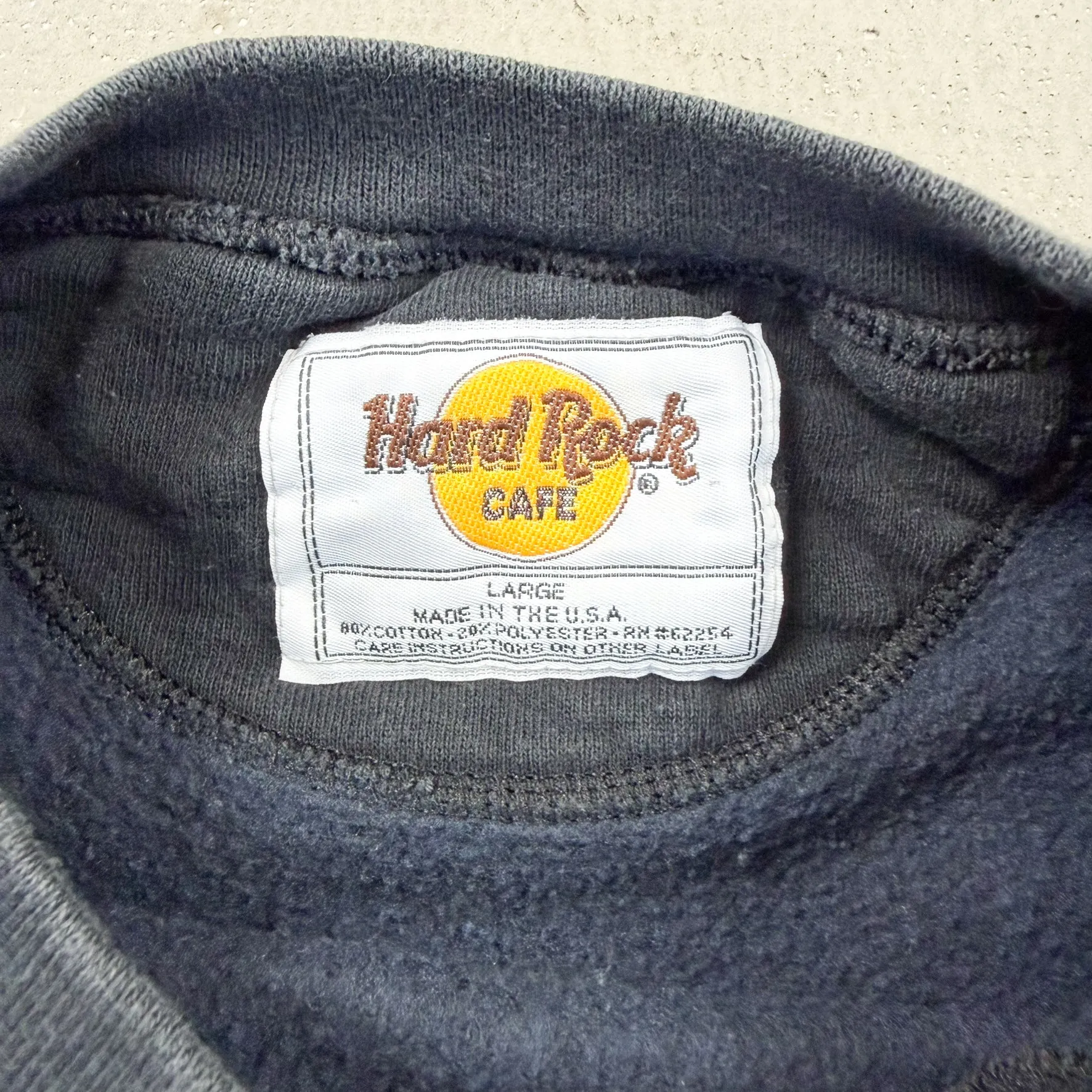 F- Vintage Hard Rock Cafe Chicago Made In USA Crewneck sold by HG Vintage product image thumbnail 3