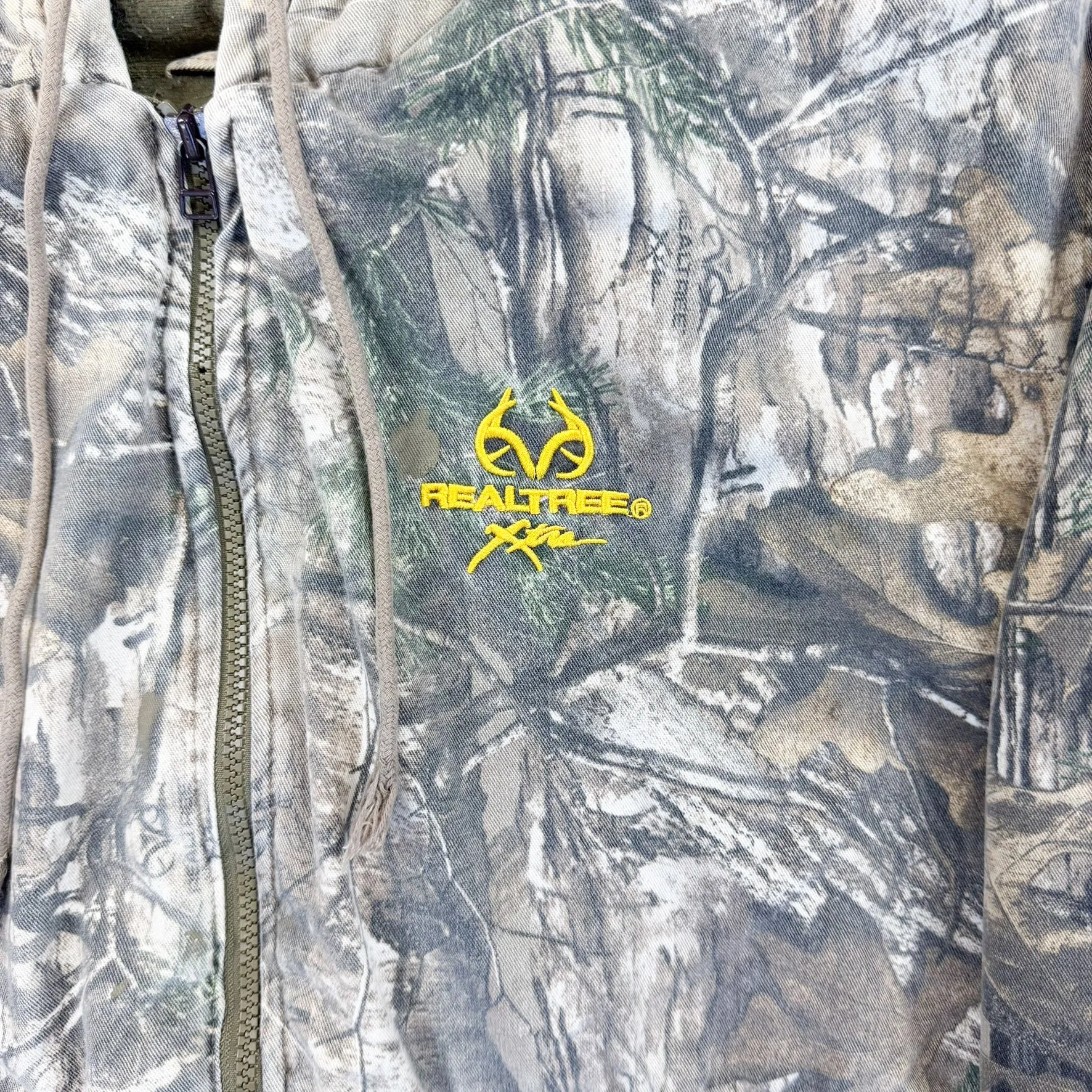 F- Real Tree Xtra Embroidered Yellow Text Zip Up Winter Jacket sold by HG Vintage product image thumbnail 3