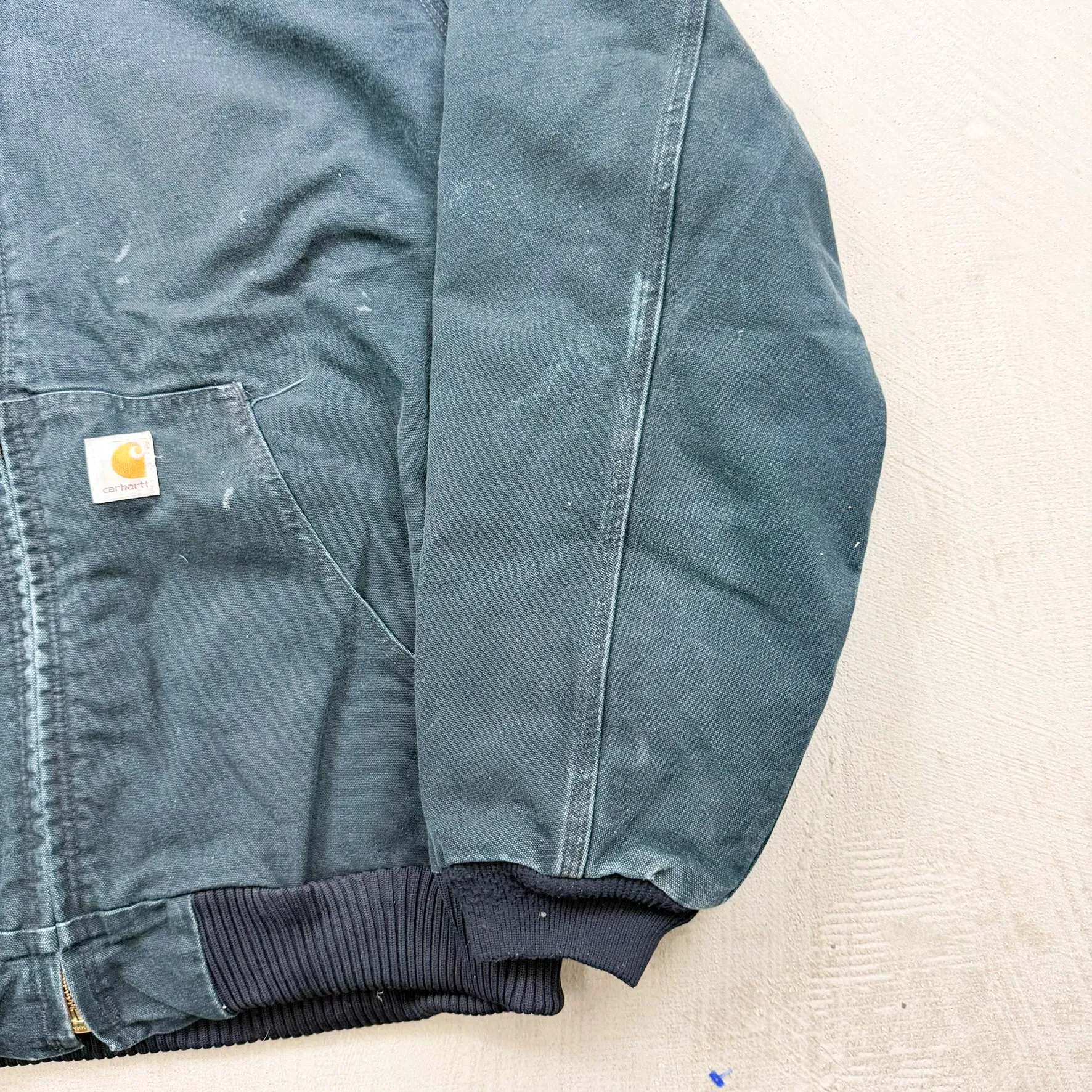 F- Vintage Carhartt Active Quilt Lined Hooded Work Jacket sold by HG Vintage product image thumbnail 3