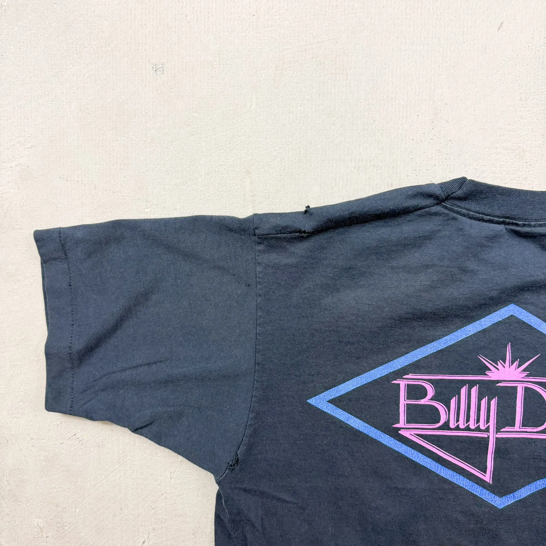 F- Vintage '92 Billy Dean Graphic Made In USA Single Stitch Tee sold by HG Vintage product image thumbnail 4