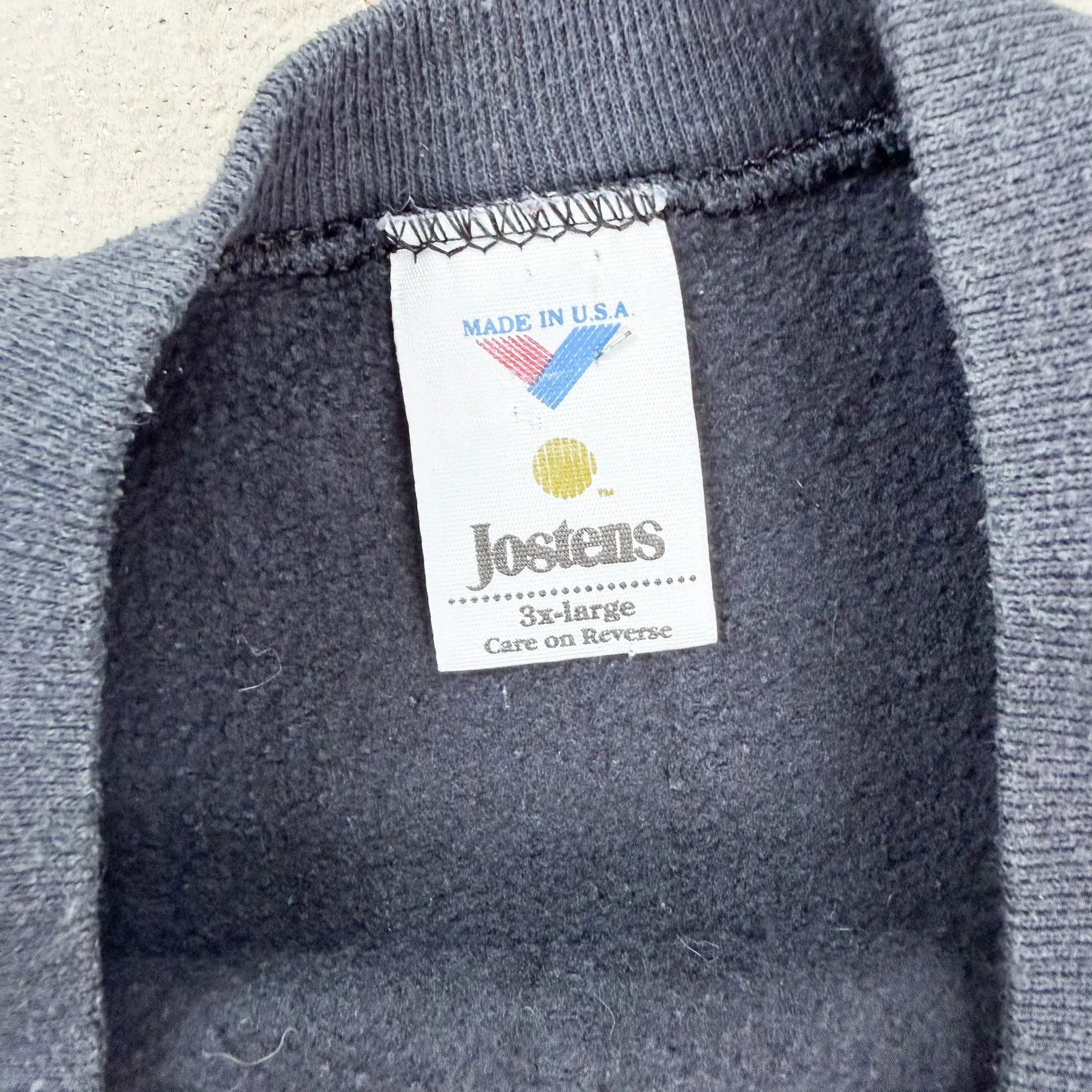 F- Vintage '92 Kansas City Chiefs NFL Logo Made In USA Crewneck sold by HG Vintage product image thumbnail 3