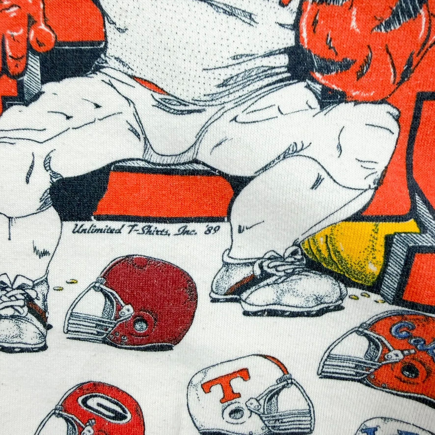 F- Vintage '89 University Of Auburn Football Team Tiger Mascot Crewneck sold by HG Vintage product image thumbnail 3