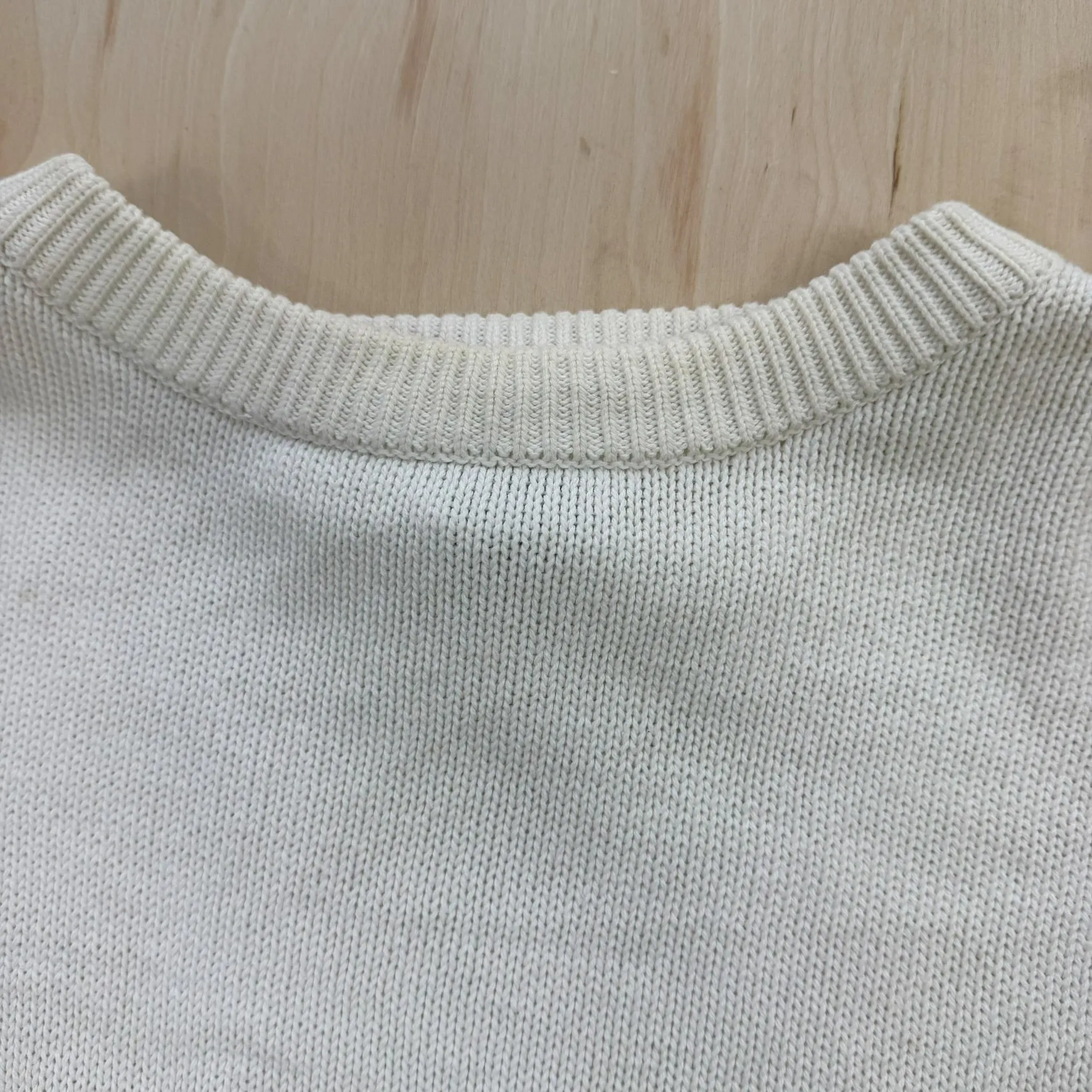 F- Vintage Davison Of Bermuda Polo Knit Sweater - L sold by HG Vintage product image thumbnail 5