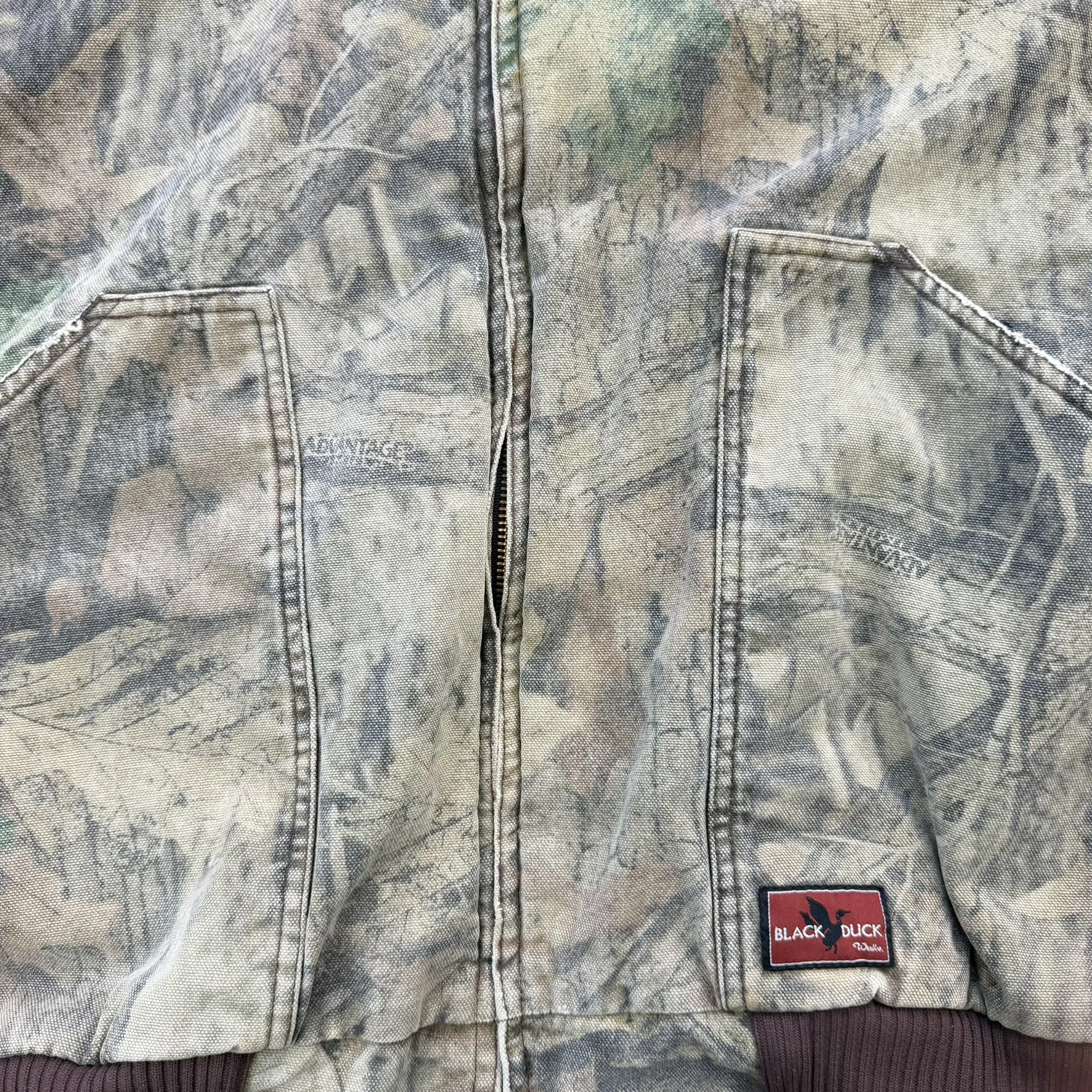F- Vintage Black Duck Real Tree Camo Quilt Lined Hooded Jacket - 2XL T sold by HG Vintage product image thumbnail 2