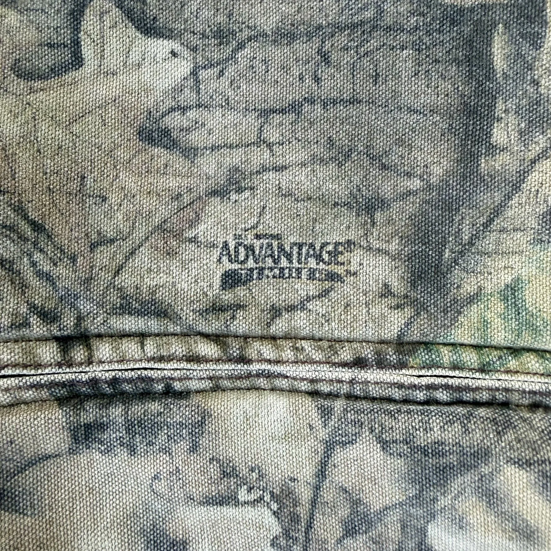 F- Vintage Black Duck Real Tree Camo Quilt Lined Hooded Jacket - 2XL T sold by HG Vintage product image thumbnail 4