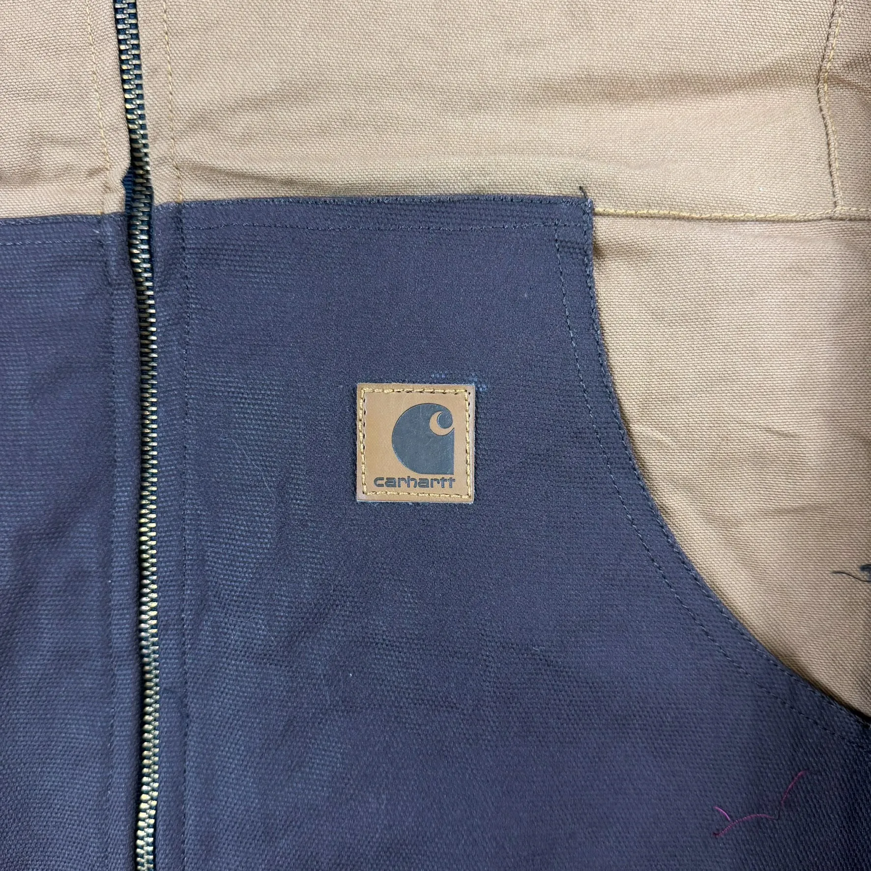 J- NHL Teams Reworked Back Carhartt Hooded Jacket - M sold by HG Vintage product image thumbnail 2