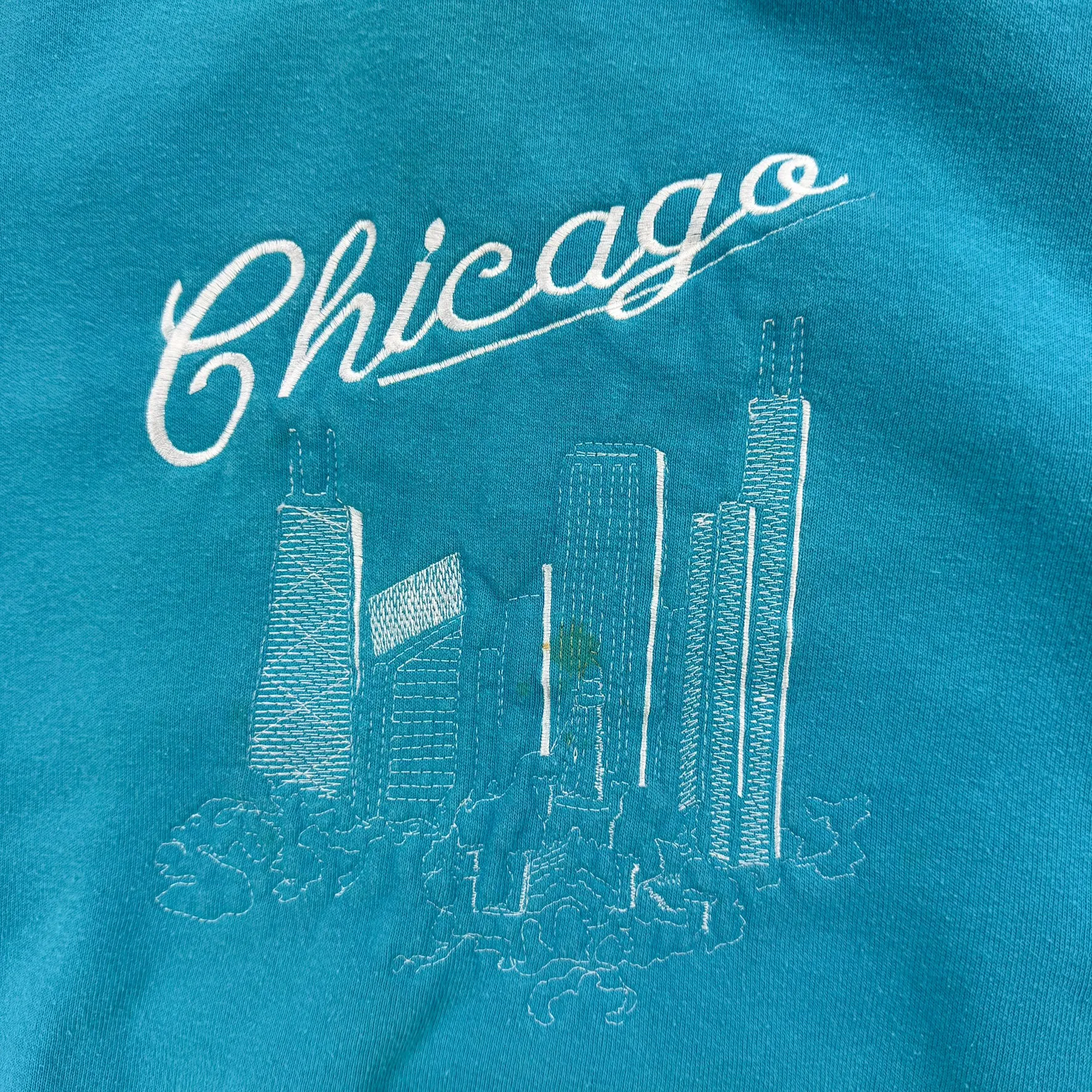 J- Vintage Chicago Skyline Embroidered Crewneck - XL sold by HG Vintage product image thumbnail 2