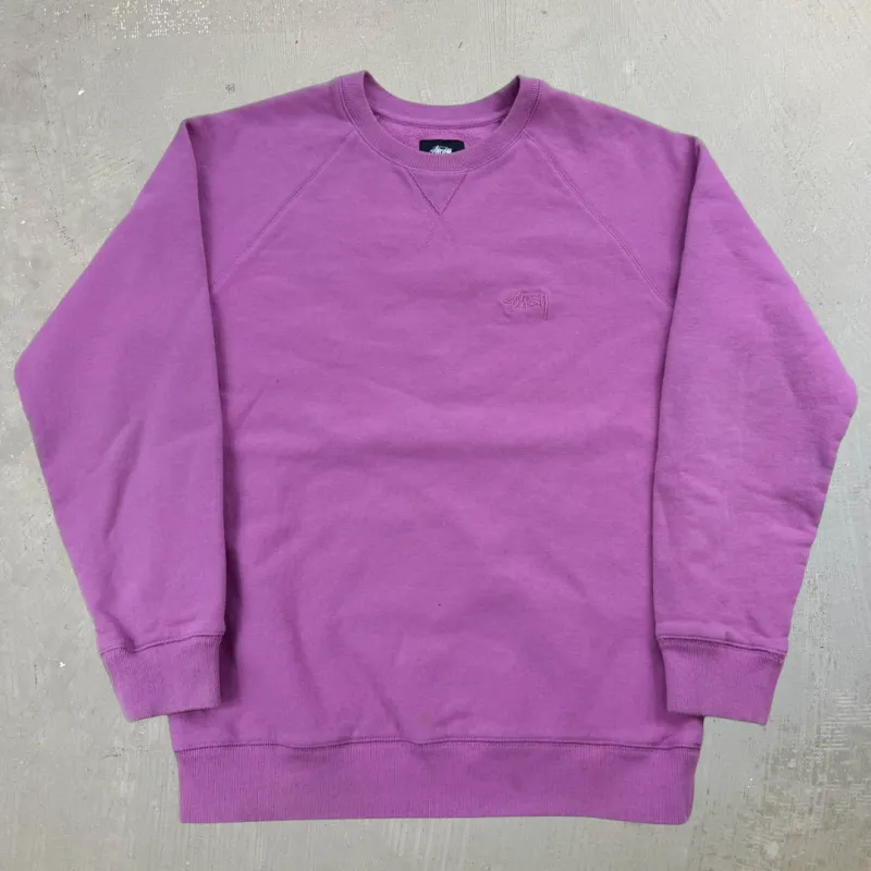 J- Vintage Stussy Embroidered Text Crewneck- M made by HG Vintage