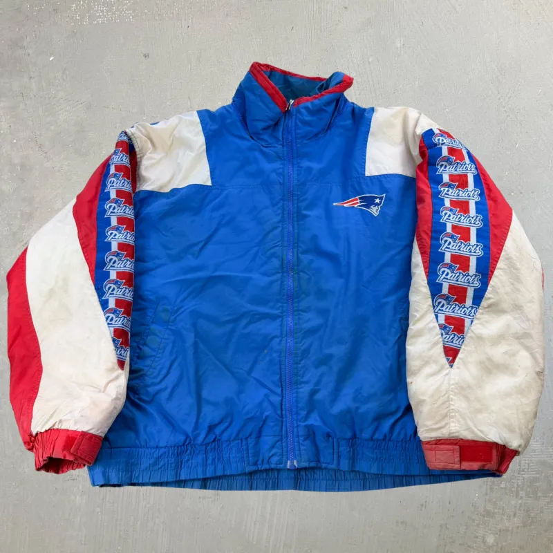 F- Vintage New England Patriots NFL Game Day Zip Up Winter Jacket - XL sold by HG Vintage