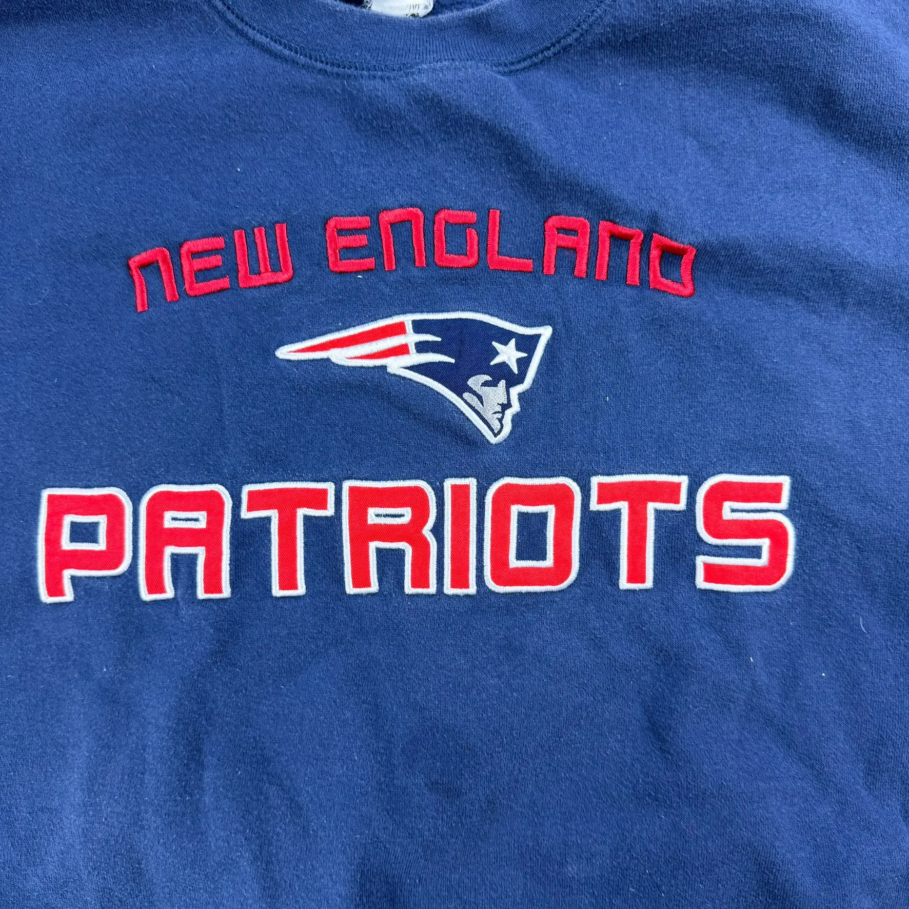 F- Vintage New England Patriots NFL Embroidered Text Crewneck - 2XL sold by HG Vintage product image thumbnail 2