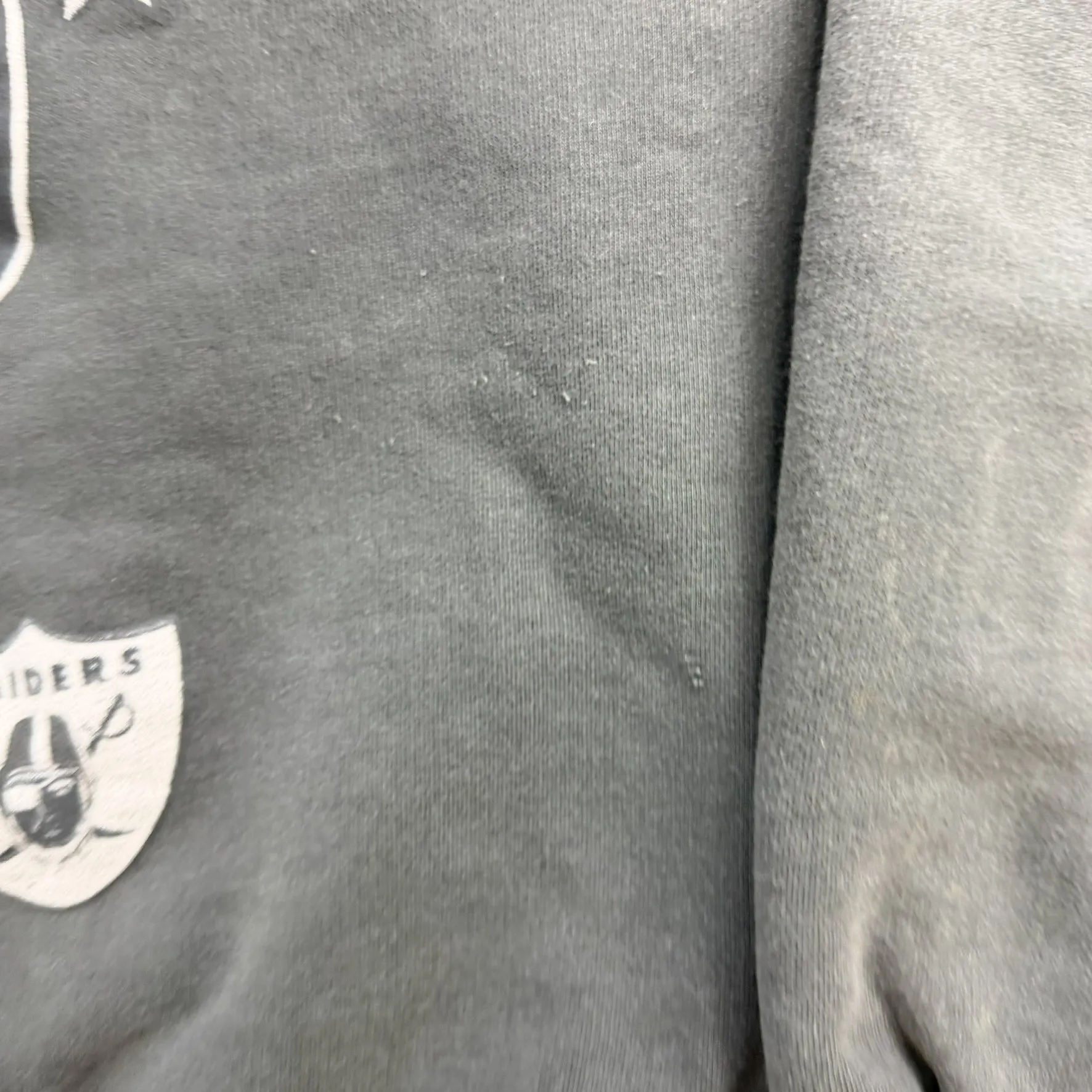 F- Vintage Oakland Raiders NFL Licensed Text & Logo Crewneck - XL sold by HG Vintage product image thumbnail 4