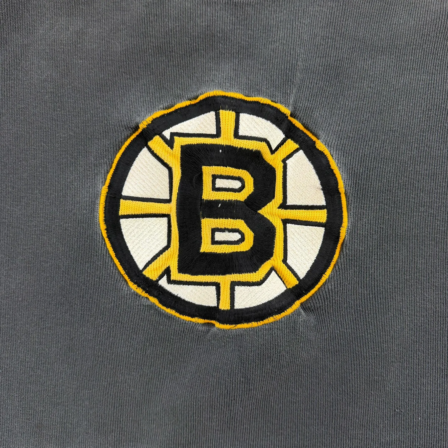 J- Vintage Boston Bruins NHL Starter Embroidered Logo Long Sleeve Tee - XL sold by HG Vintage product image thumbnail 2