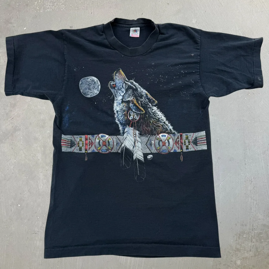 J- Vintage '99 Wolf Howling At Moon Made In USA Single Stitch Tee- L sold by HG Vintage
