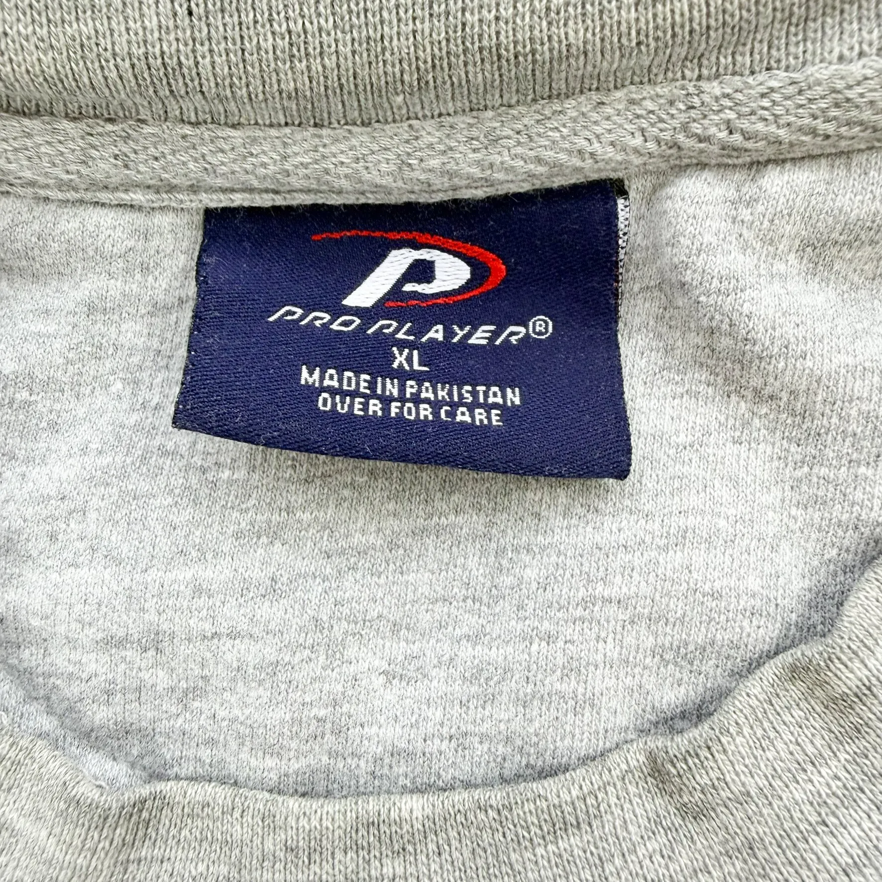 J- Vintage Villanova University Wildcats Pro Player Crewneck - XL sold by HG Vintage product image thumbnail 4