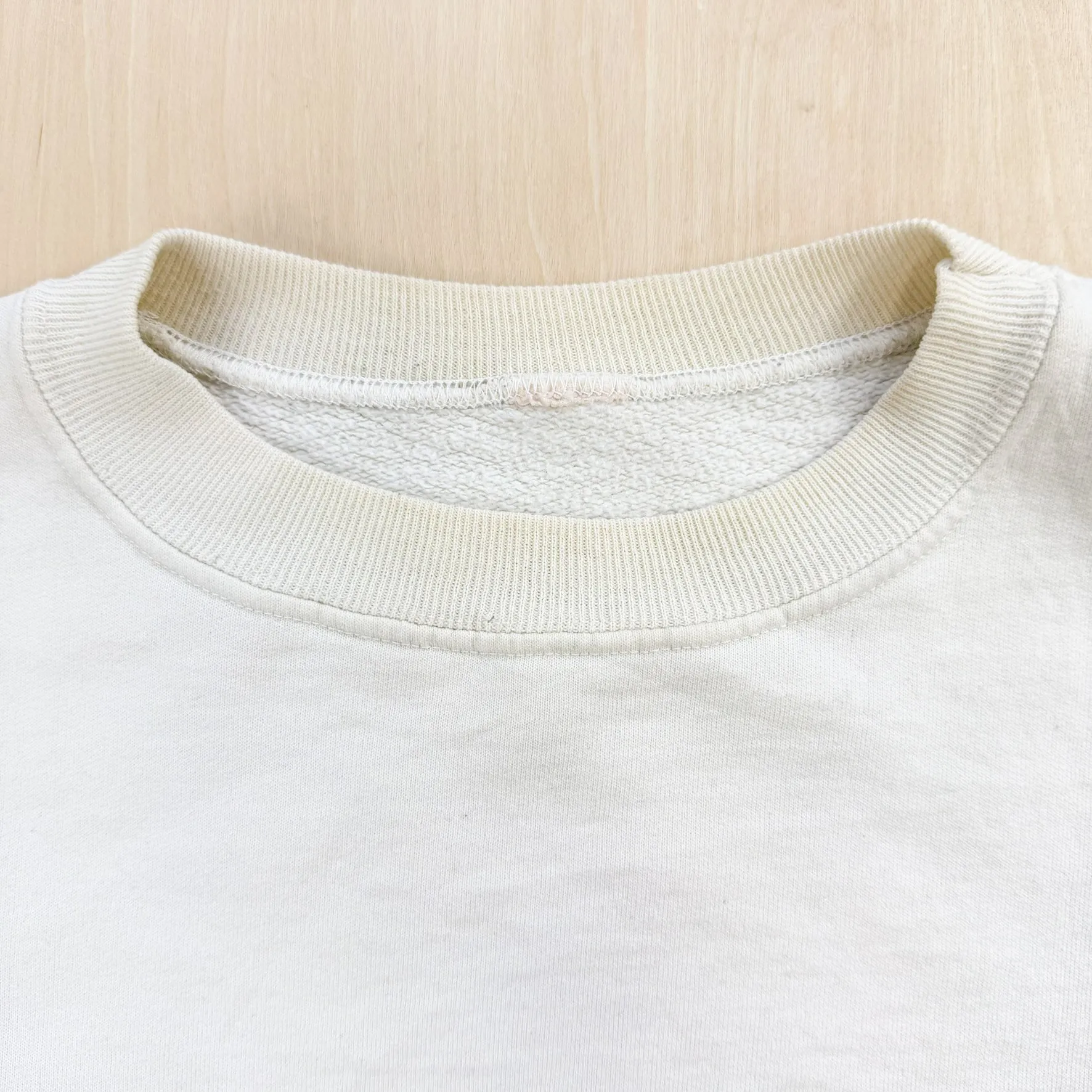 J- Vintage '89 Rolling Stones Logo Graphic Crewneck - L sold by HG Vintage product image thumbnail 5