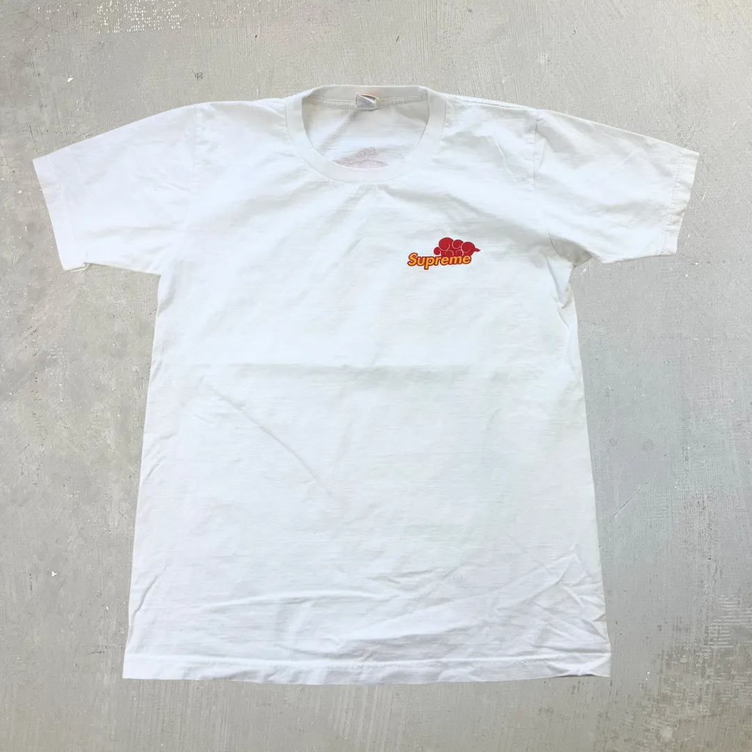 J- Bootleg Supreme Cat & Ramen Graphic Tee - M sold by HG Vintage