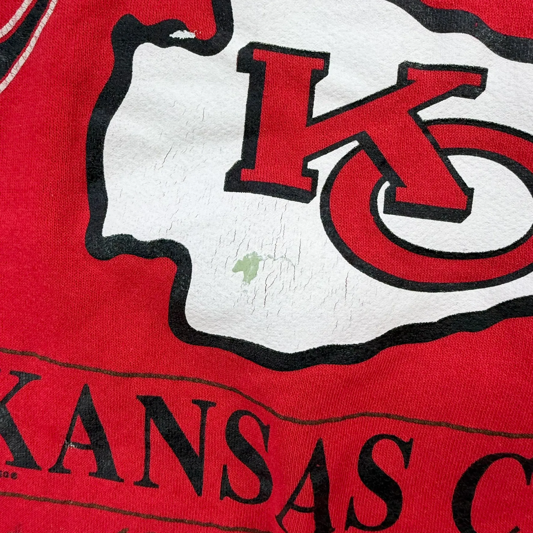 J- Vintage '96 Kansas City Chiefs NFL Nutmeg Graphic & Text Crewneck - 2XL sold by HG Vintage product image thumbnail 4