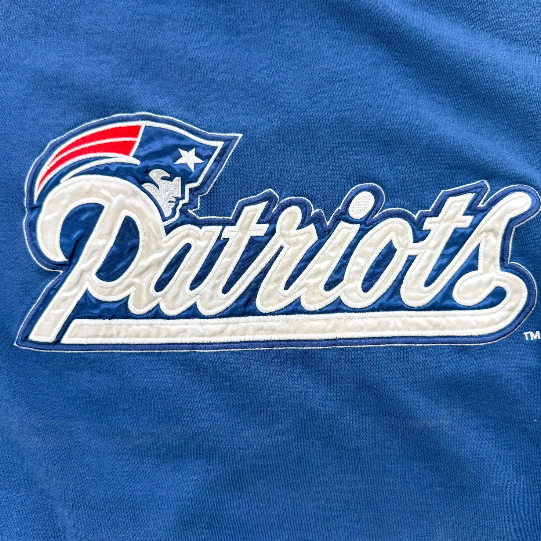 J- Vintage New England Patriots NFL Starter Embroidered Text & Logo Crewneck - XL sold by HG Vintage product image thumbnail 2