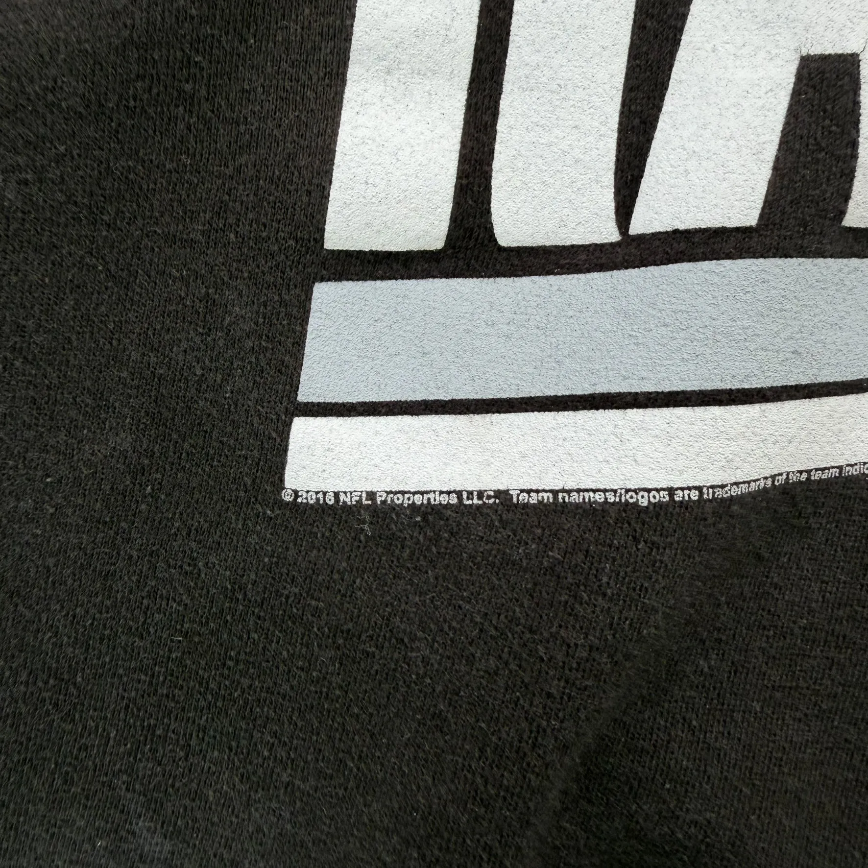 J- '16 Oakland Raiders NFL Text & Logo Hoodie - 2XL sold by HG Vintage product image thumbnail 3