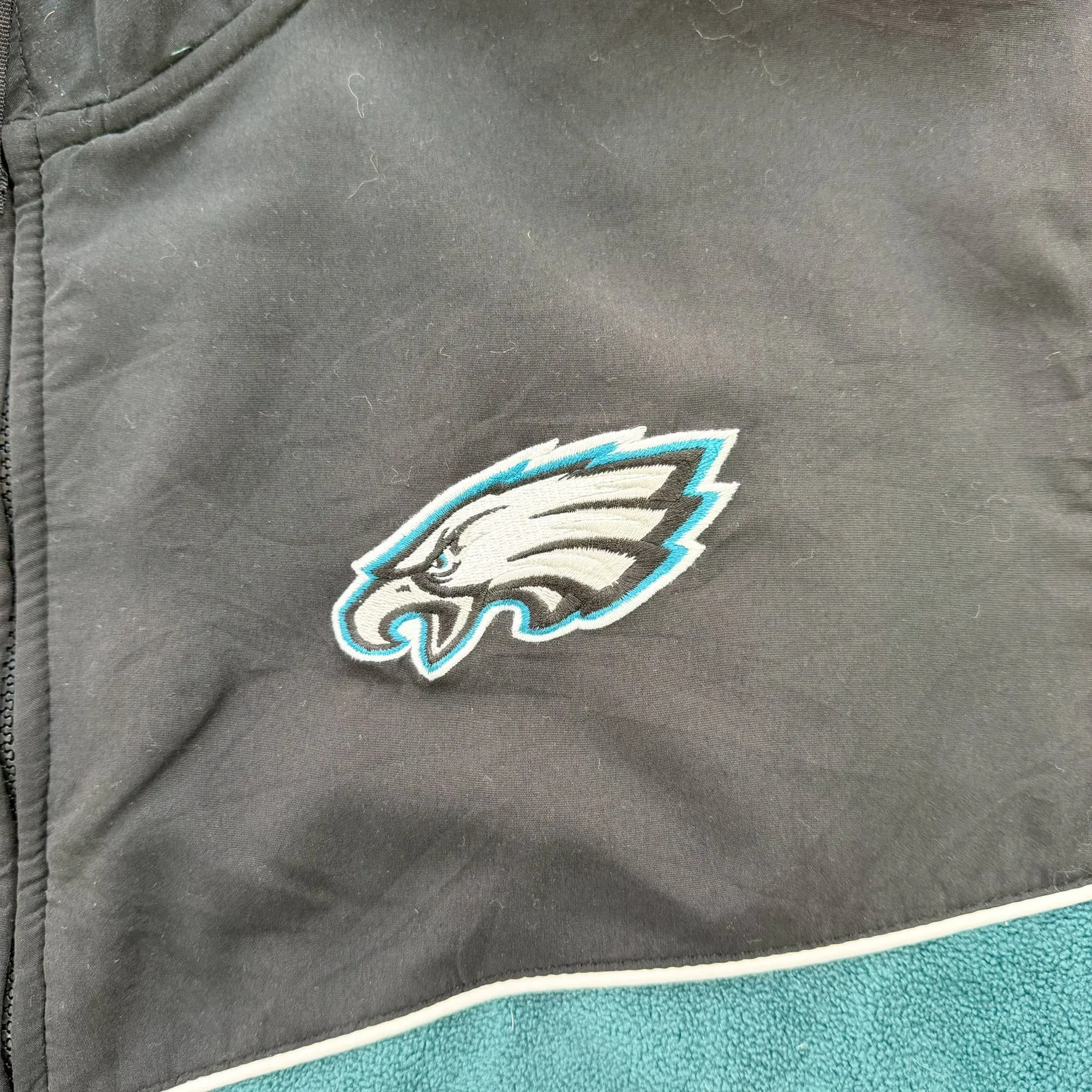 J- Vintage Philadelphia Eagles NFL Embroidered Logo Zip Up Polar Fleece Jacket - L sold by HG Vintage product image thumbnail 2
